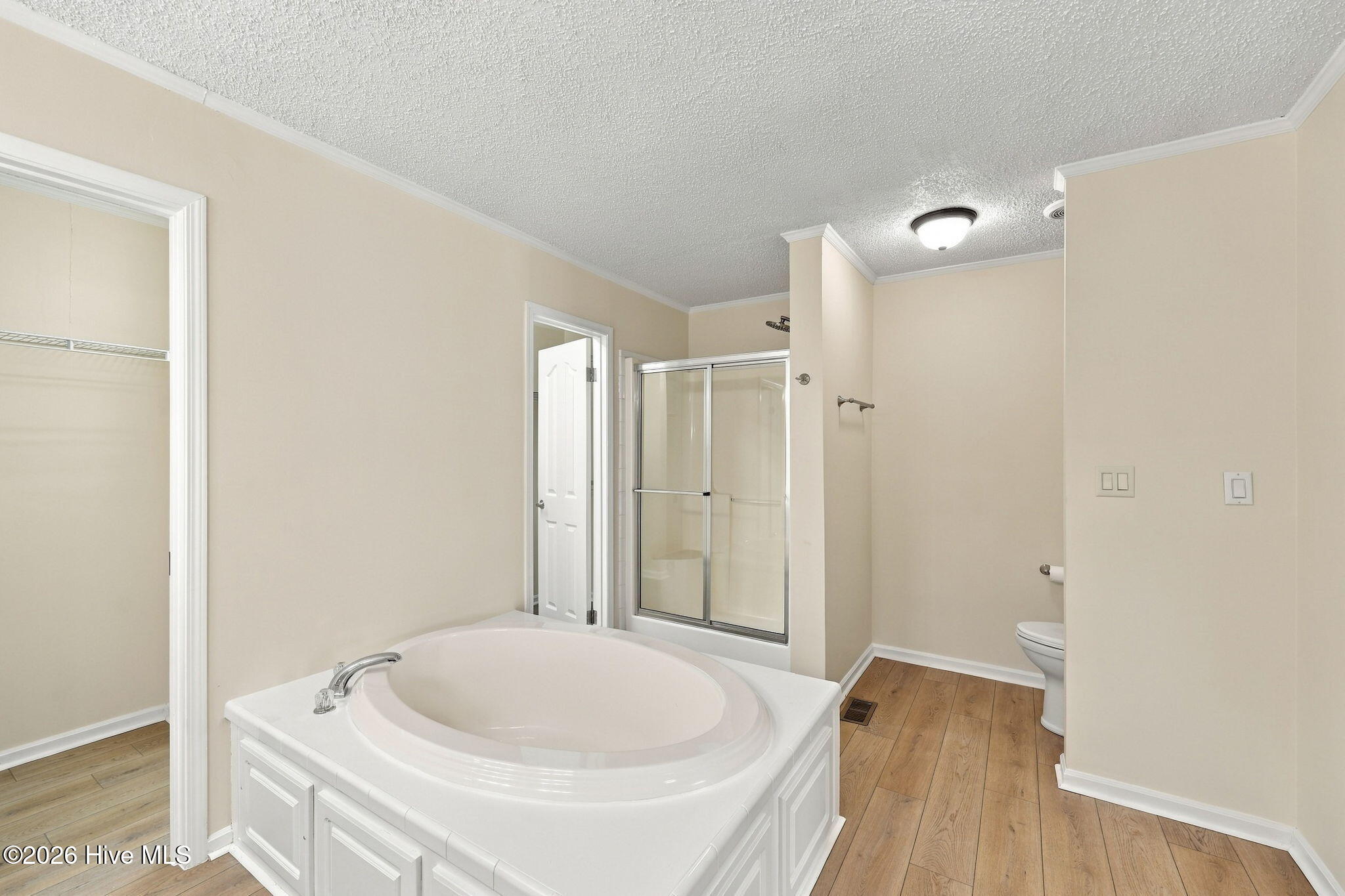 1370 Ring Road Property Photo 19