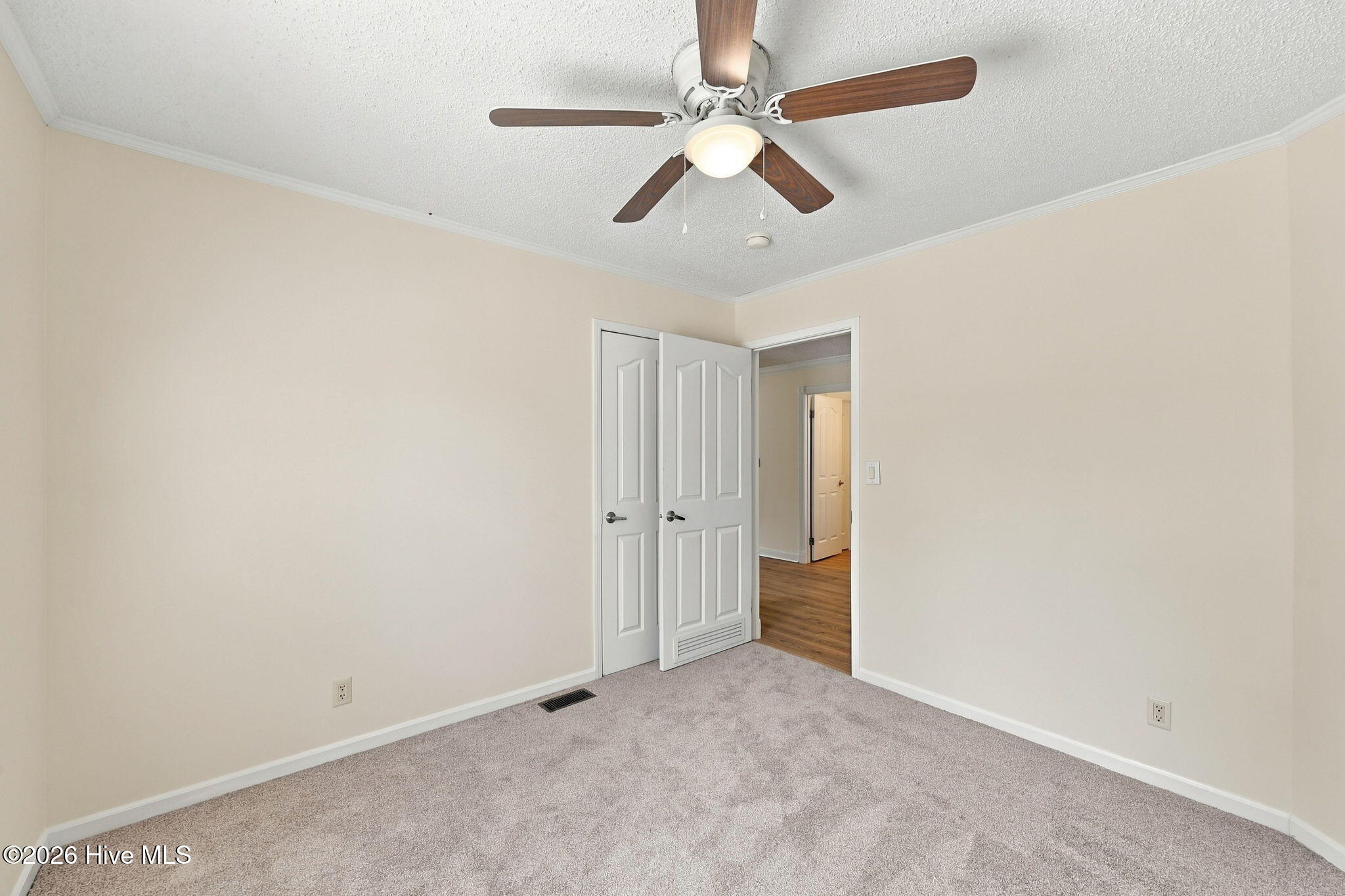 1370 Ring Road Property Photo 23
