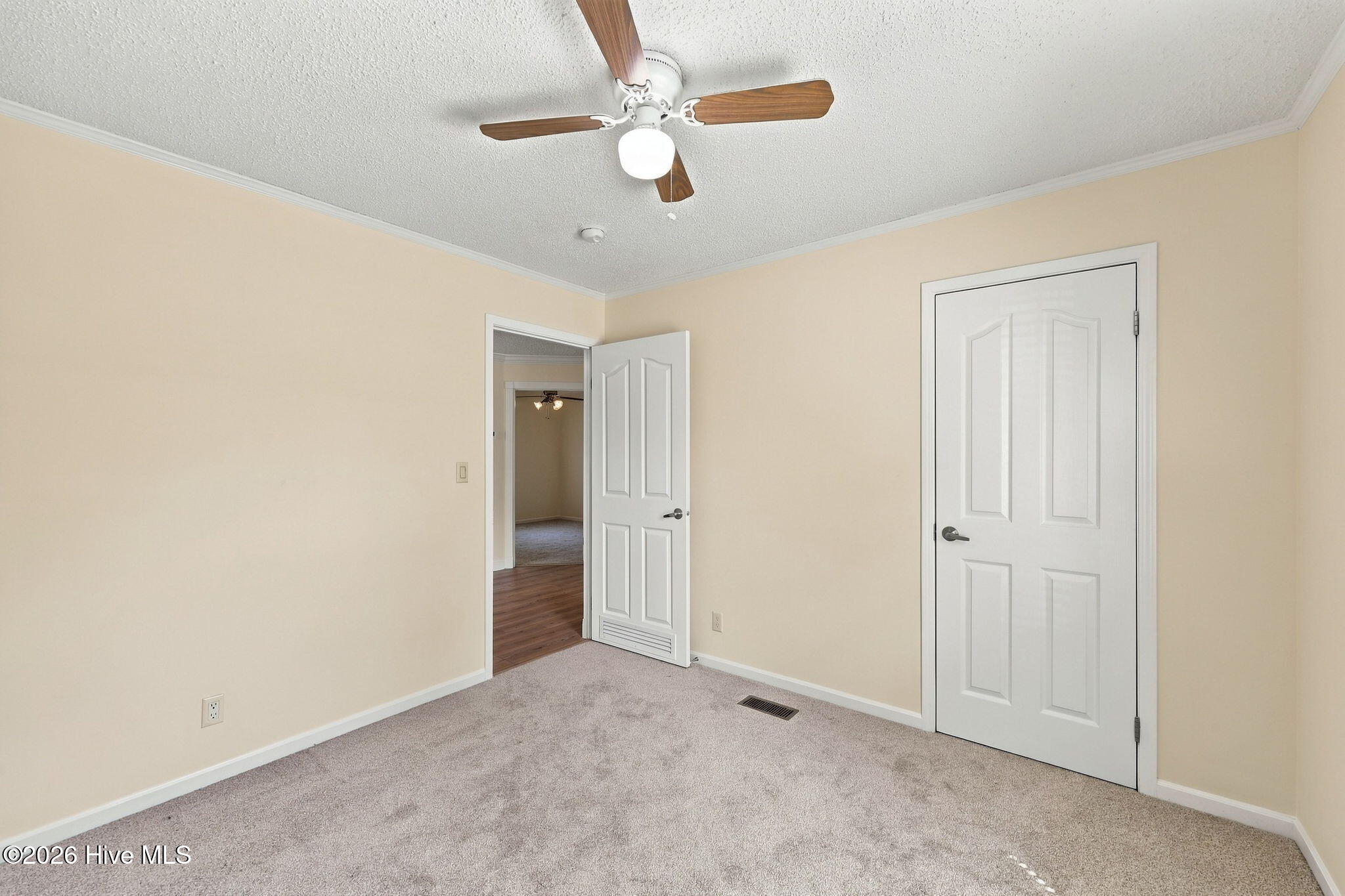 1370 Ring Road Property Photo 29