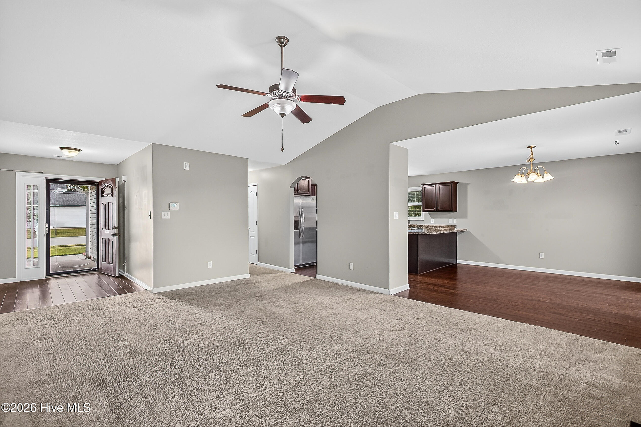 829 Dynasty Drive Property Photo 8