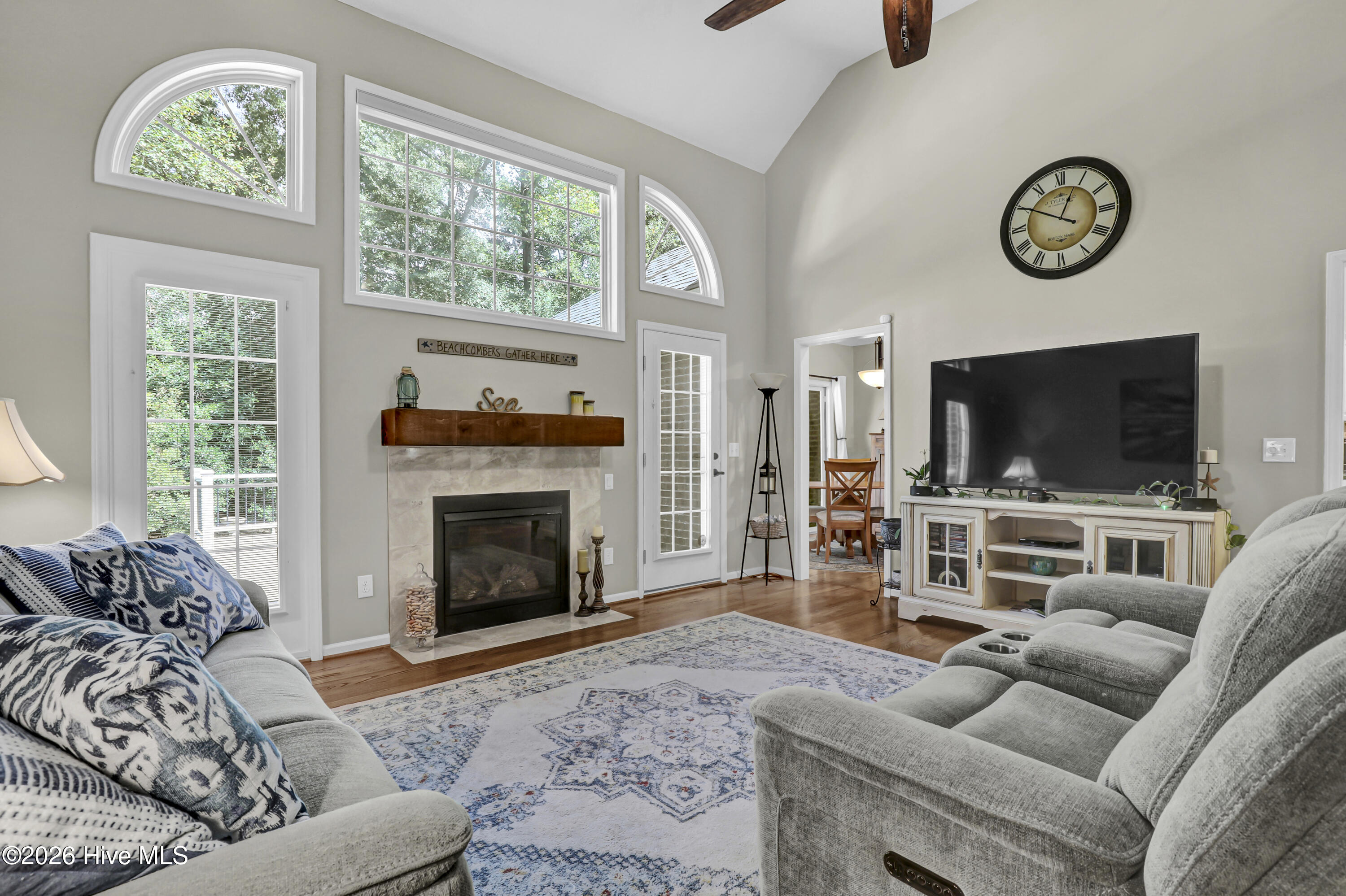 645 Sawgrass Road Property Photo 5