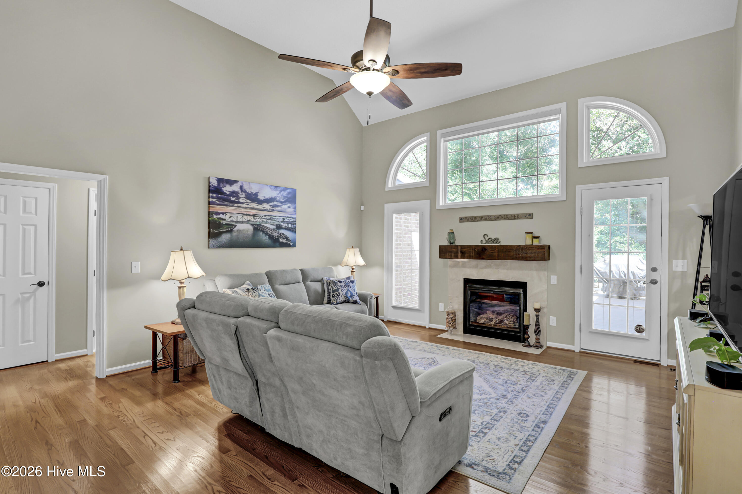 645 Sawgrass Road Property Photo 6