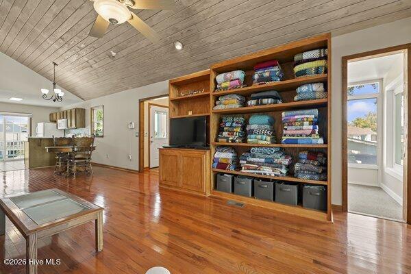 930 Tidewater Lane Property Photo 10