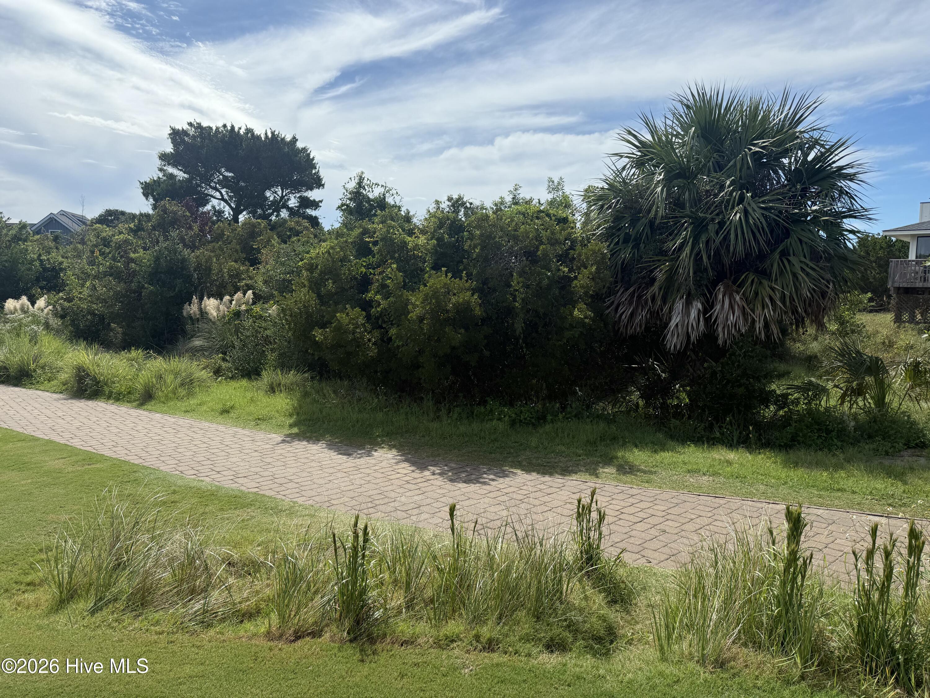 637 637 Royal Tern Court Property Photo 5