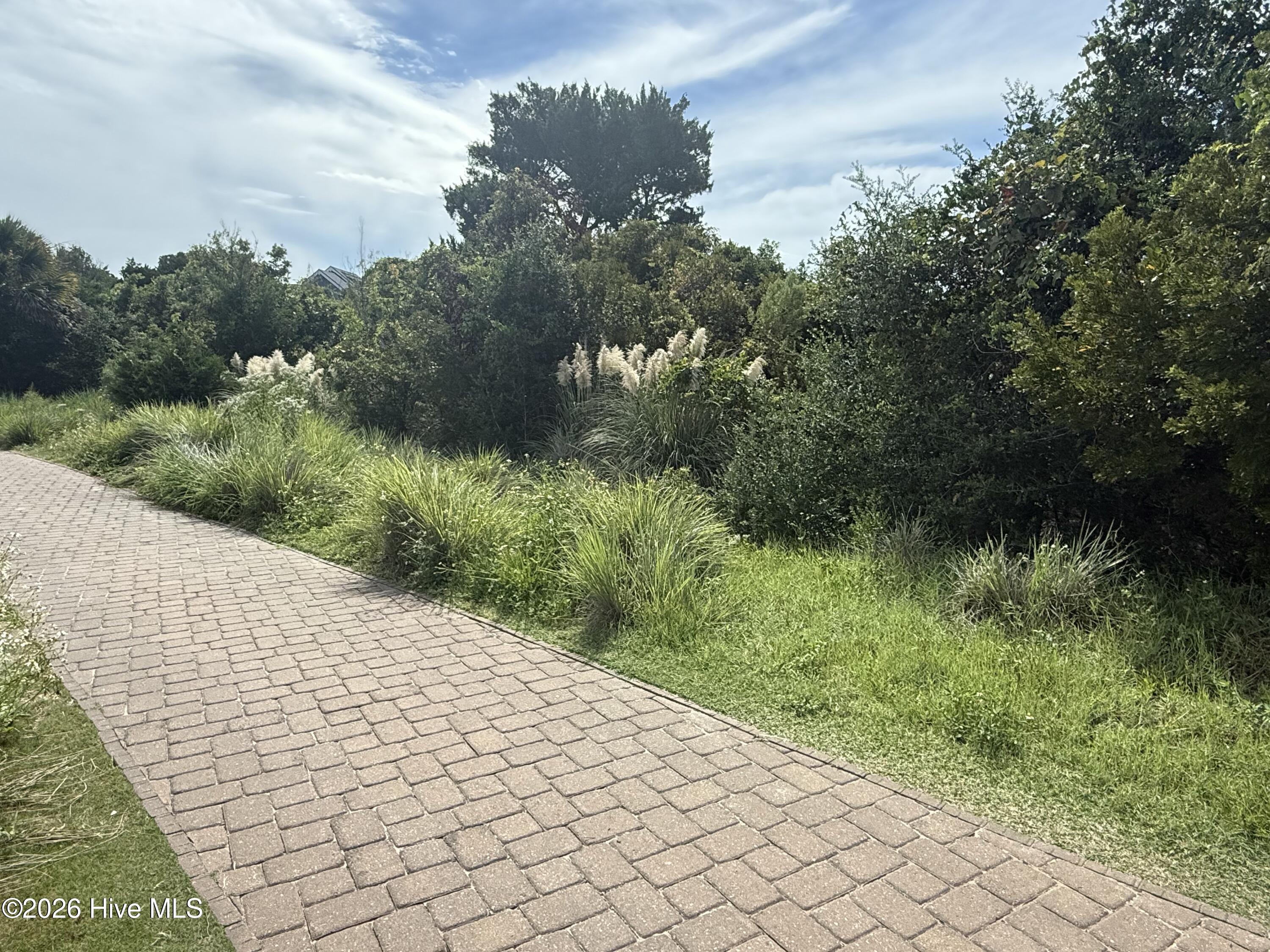 637 637 Royal Tern Court Property Photo 7