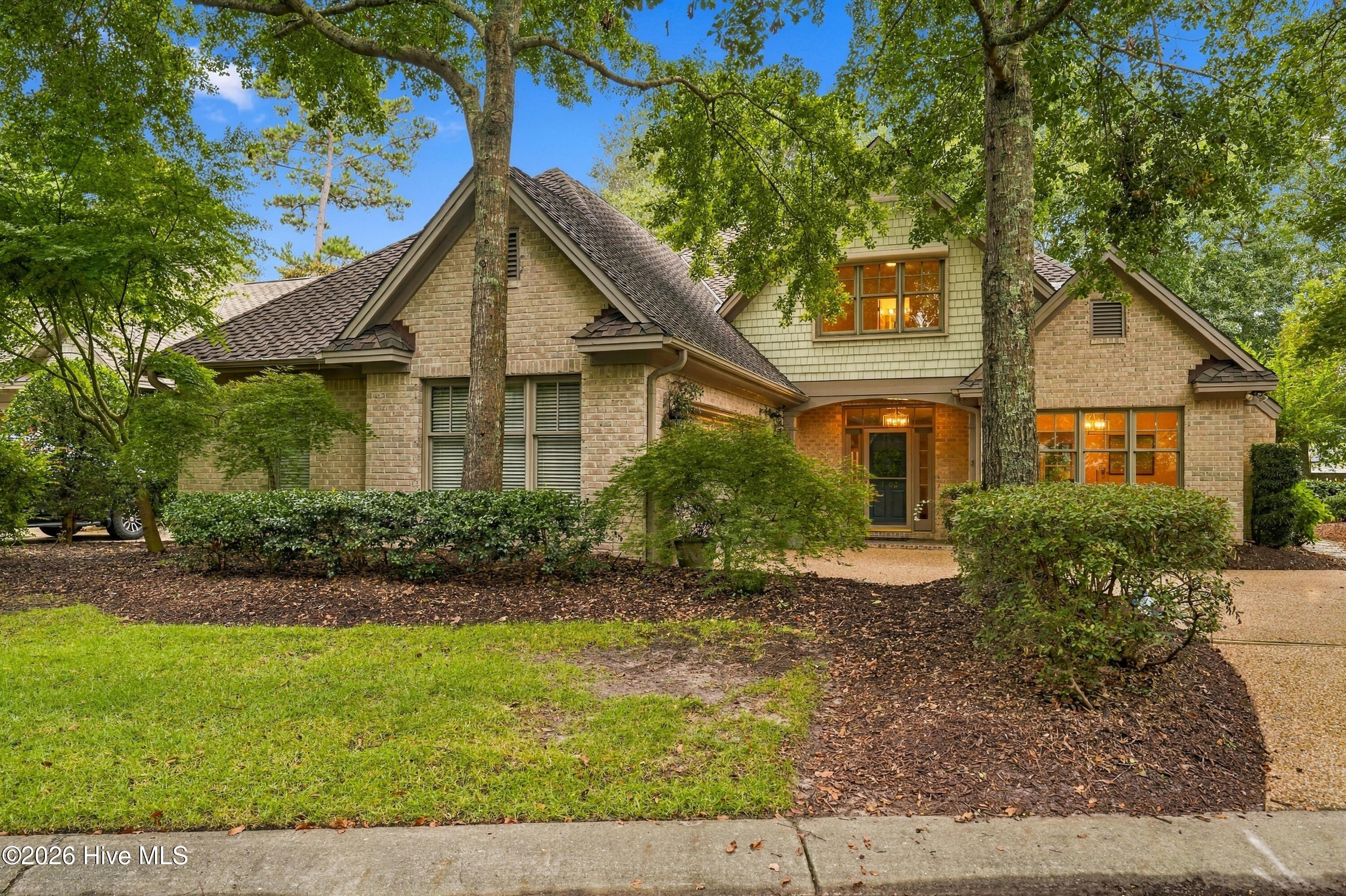 7102 Saybrook Drive Property Photo 1