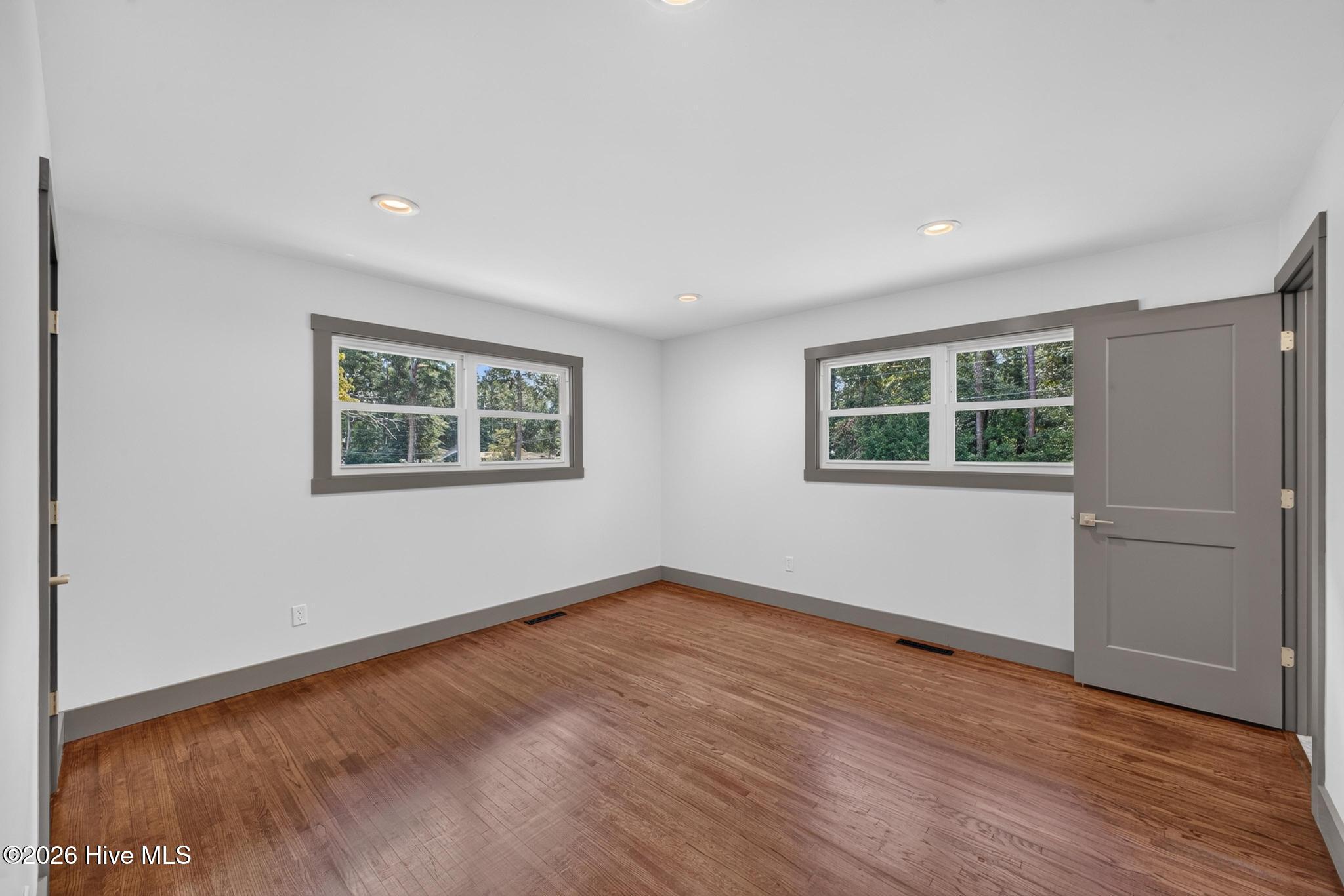 1425 Pine Log Road Property Photo 11