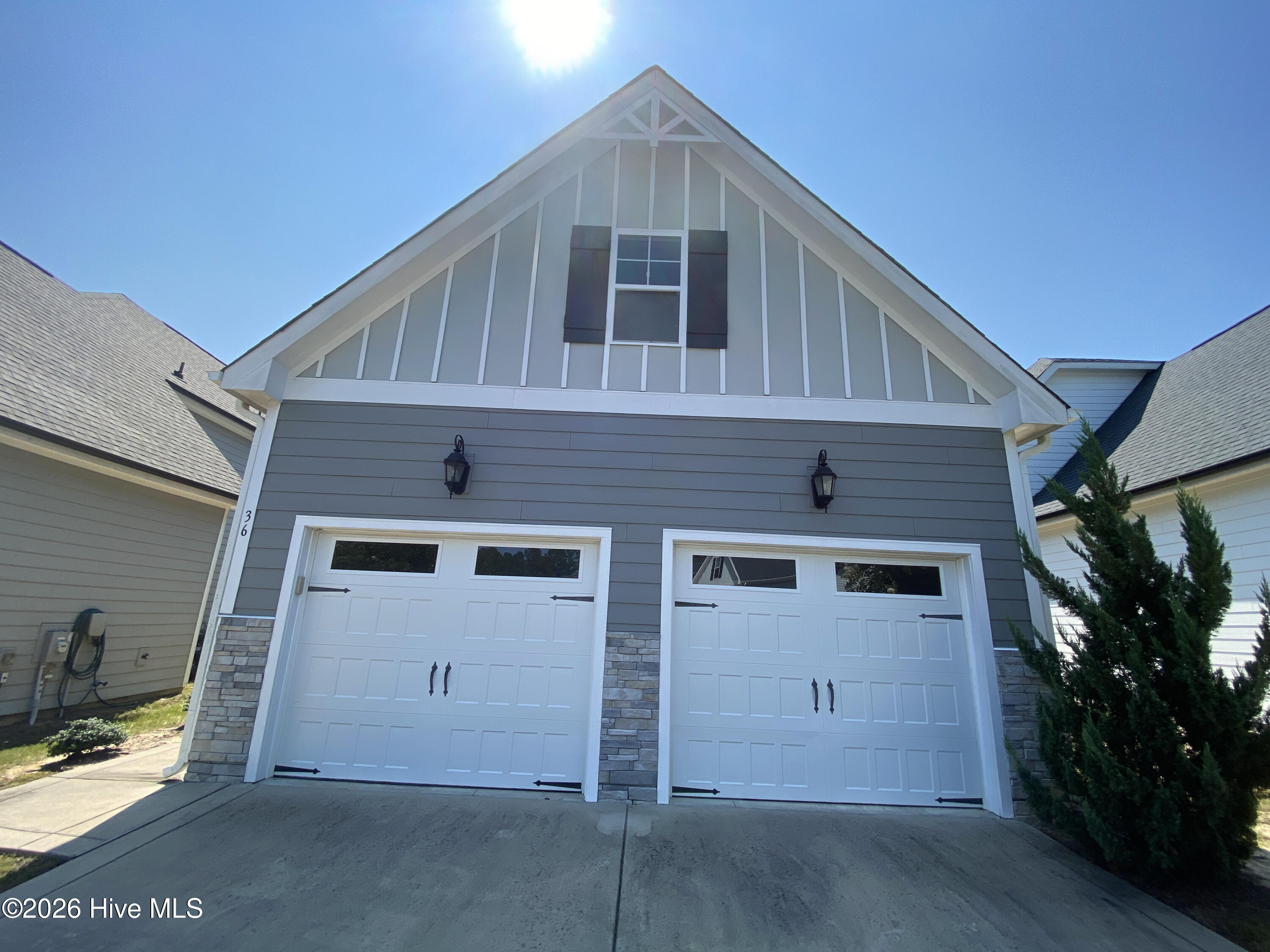 36 Spruce Hollow Circle Property Photo 1