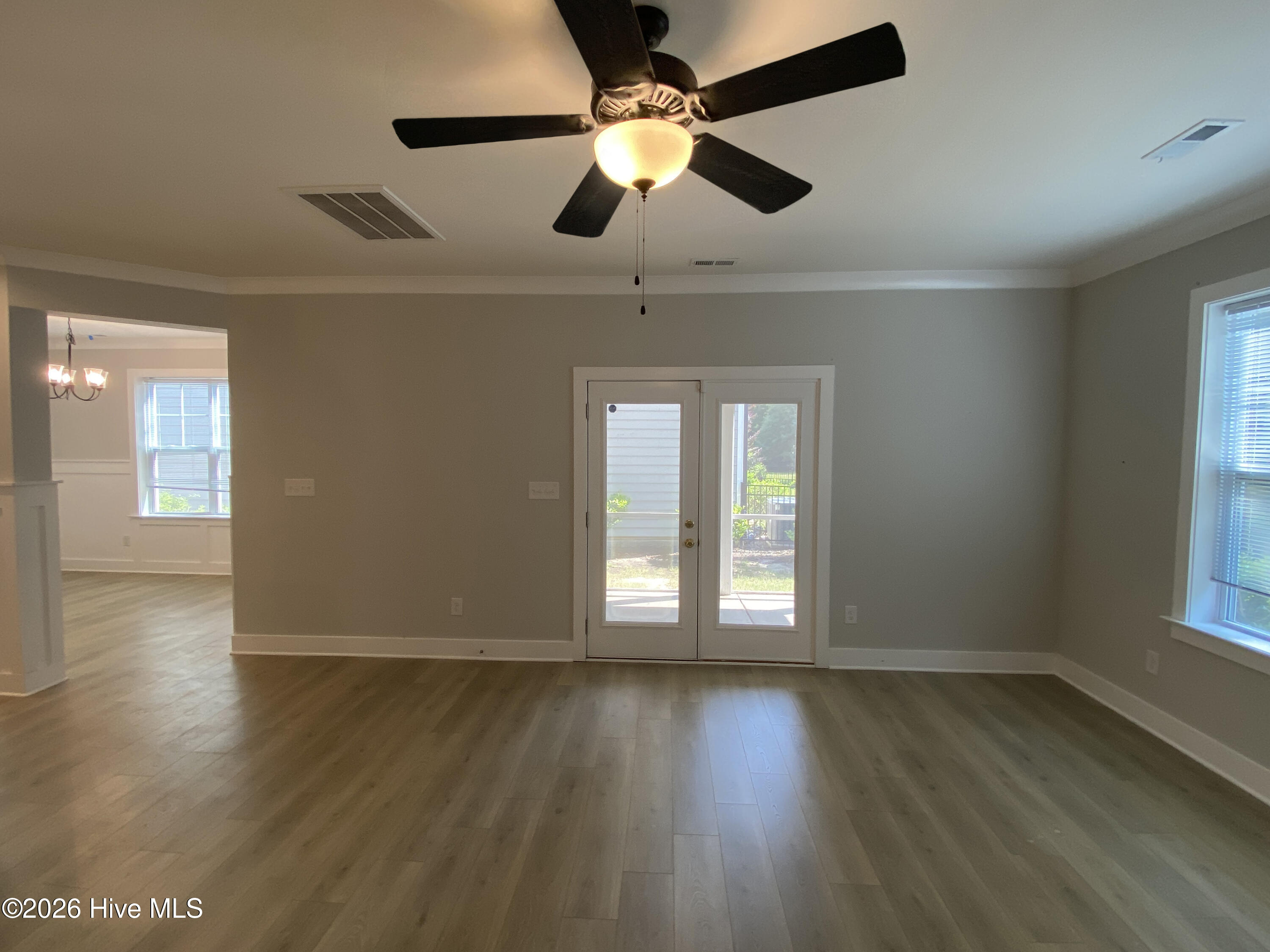 36 Spruce Hollow Circle Property Photo 8