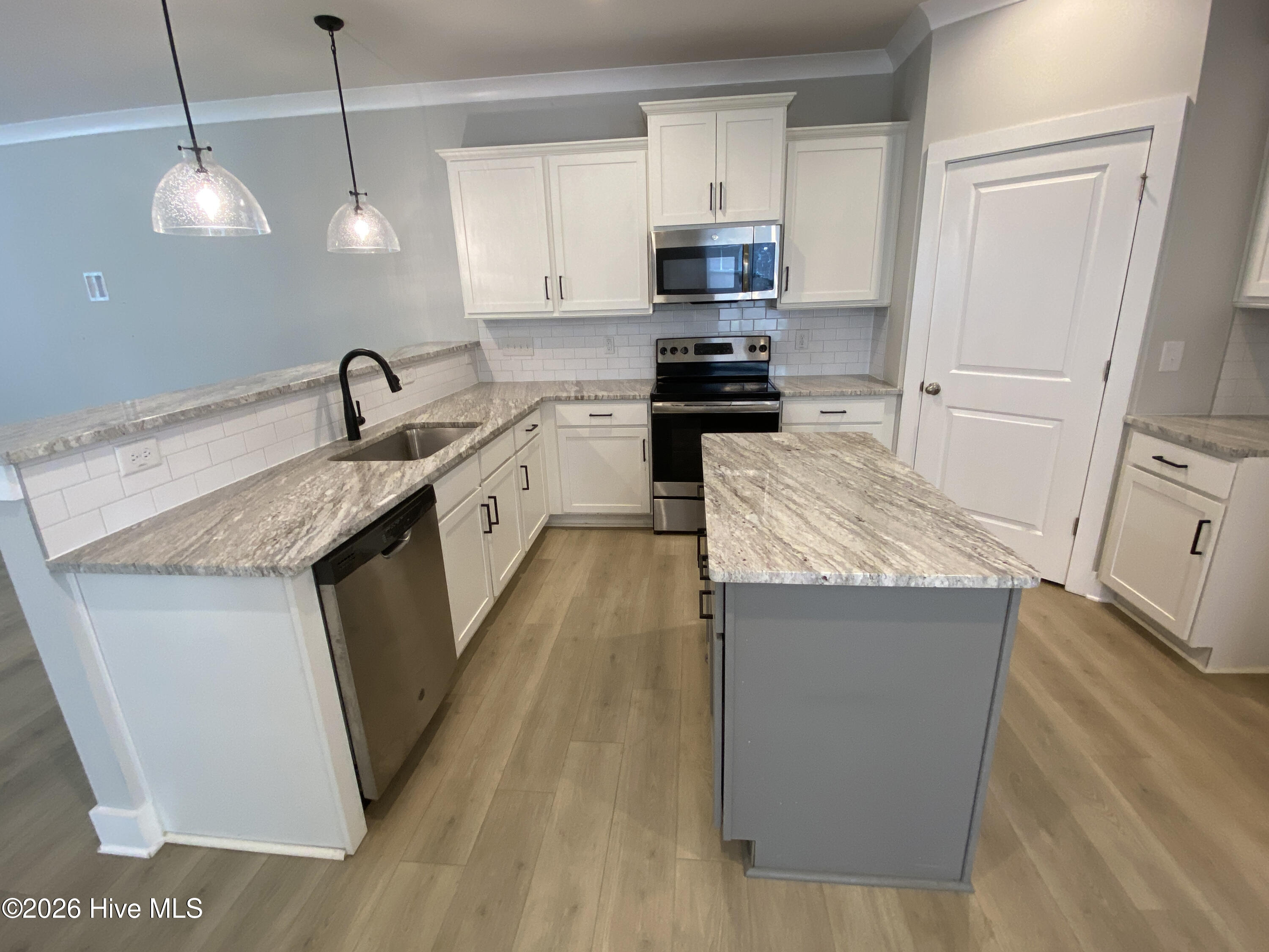 36 Spruce Hollow Circle Property Photo 16