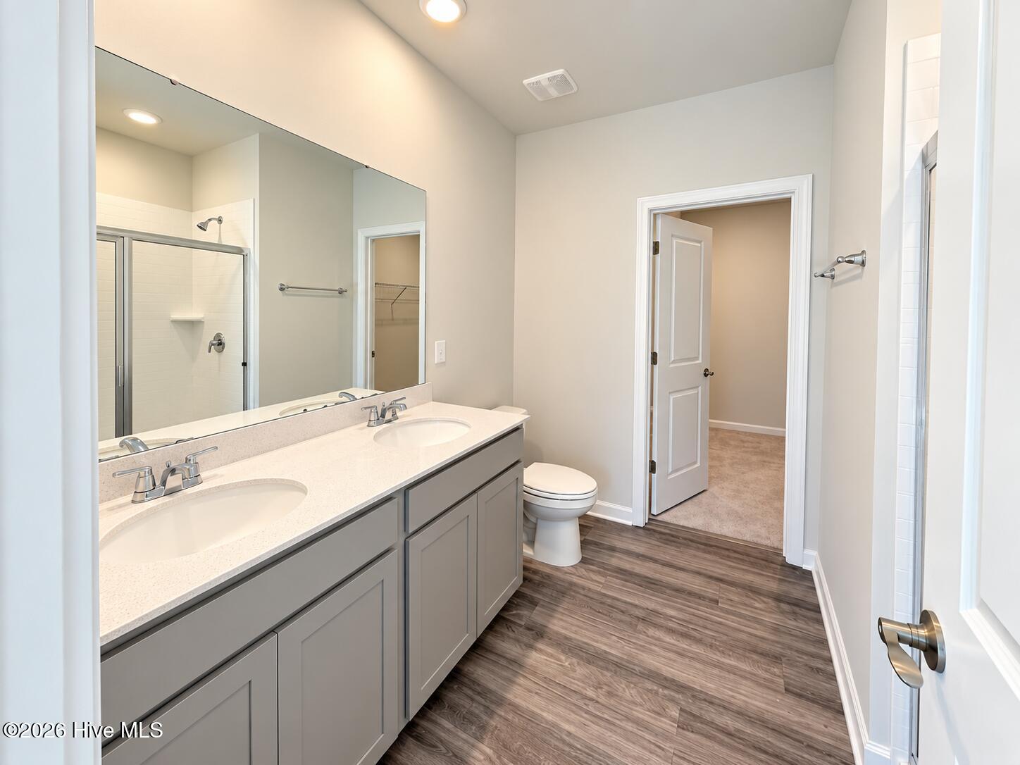 544 Coronado Avenue Property Photo 6