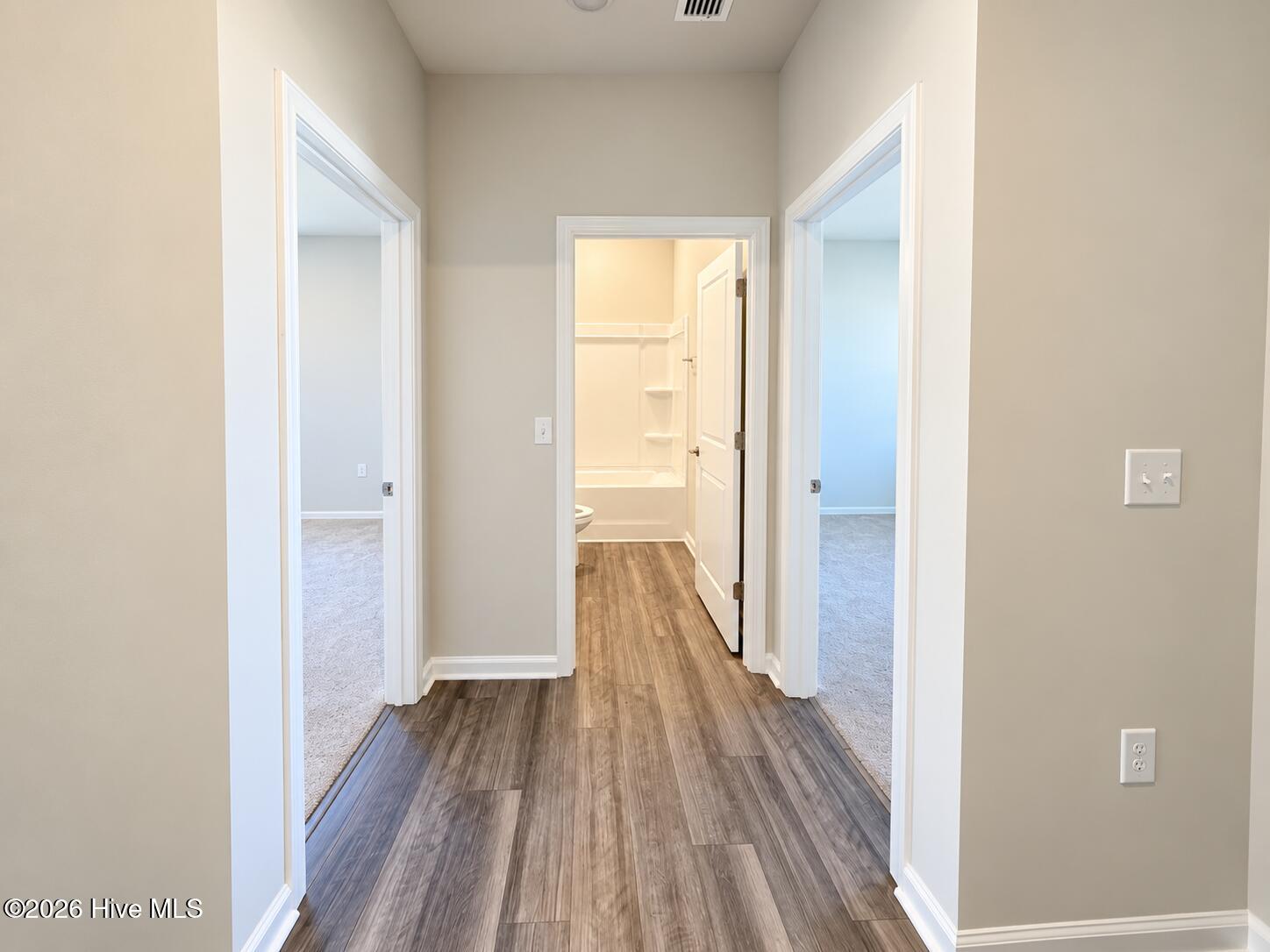 544 Coronado Avenue Property Photo 8