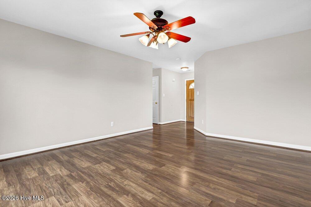 104 Sidney Lane Property Photo 17