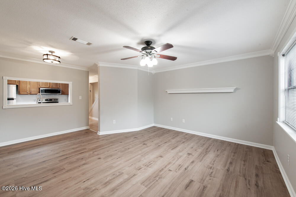 206 W Buena Vista Avenue Property Photo 6