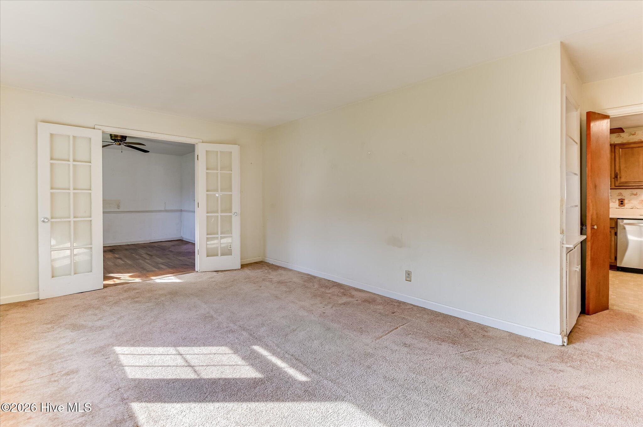 1937 Fairway Drive Property Photo 6