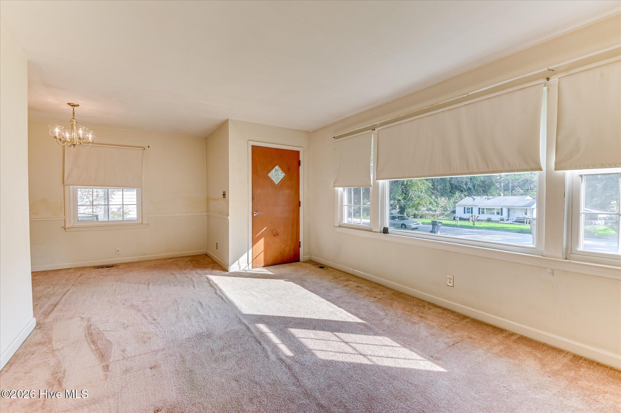 1937 Fairway Drive Property Photo 7