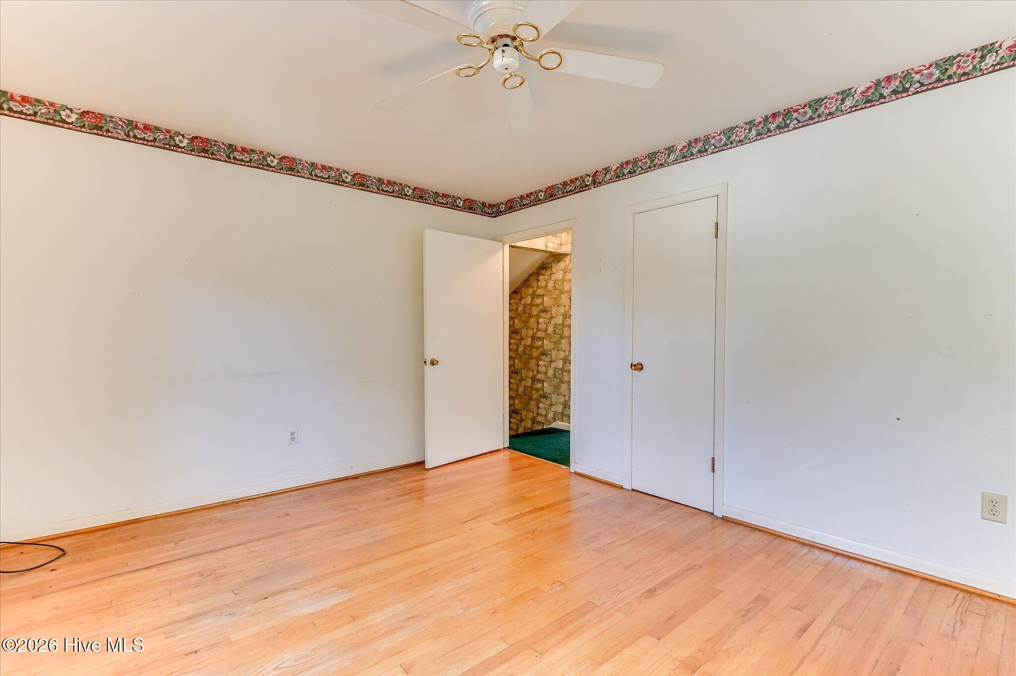 1937 Fairway Drive Property Photo 29