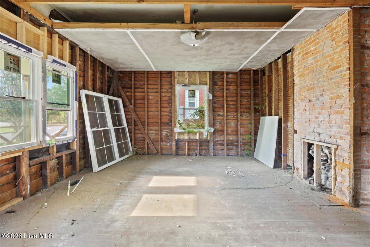 117 S Georgia Avenue Property Photo 5