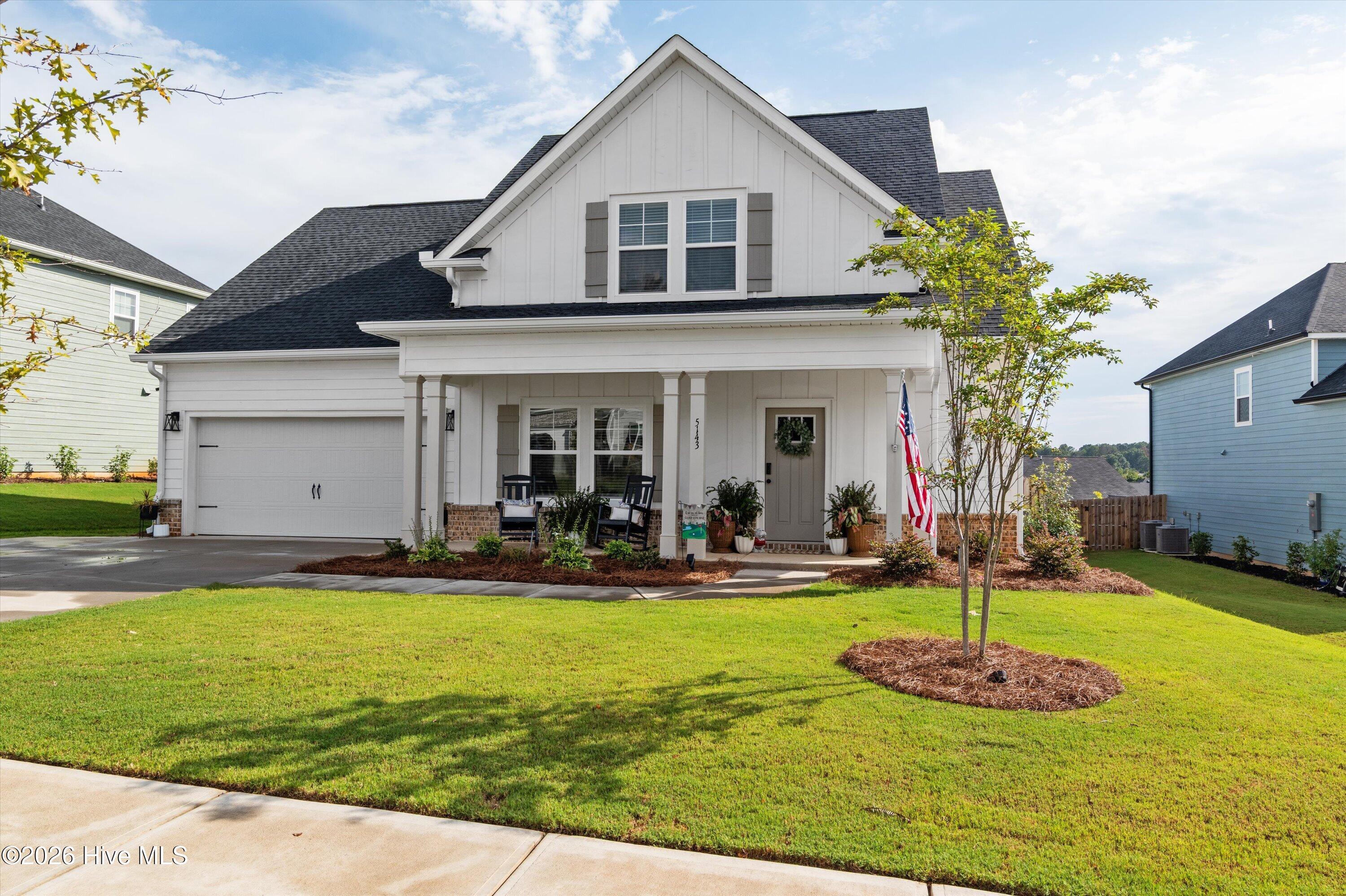 5143 Greyton Circle Property Photo 1