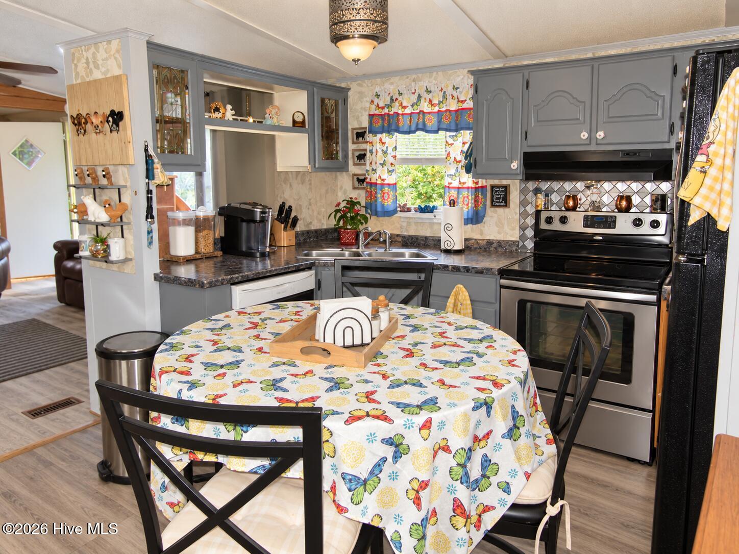 1161 Water Oak Drive Property Photo 6