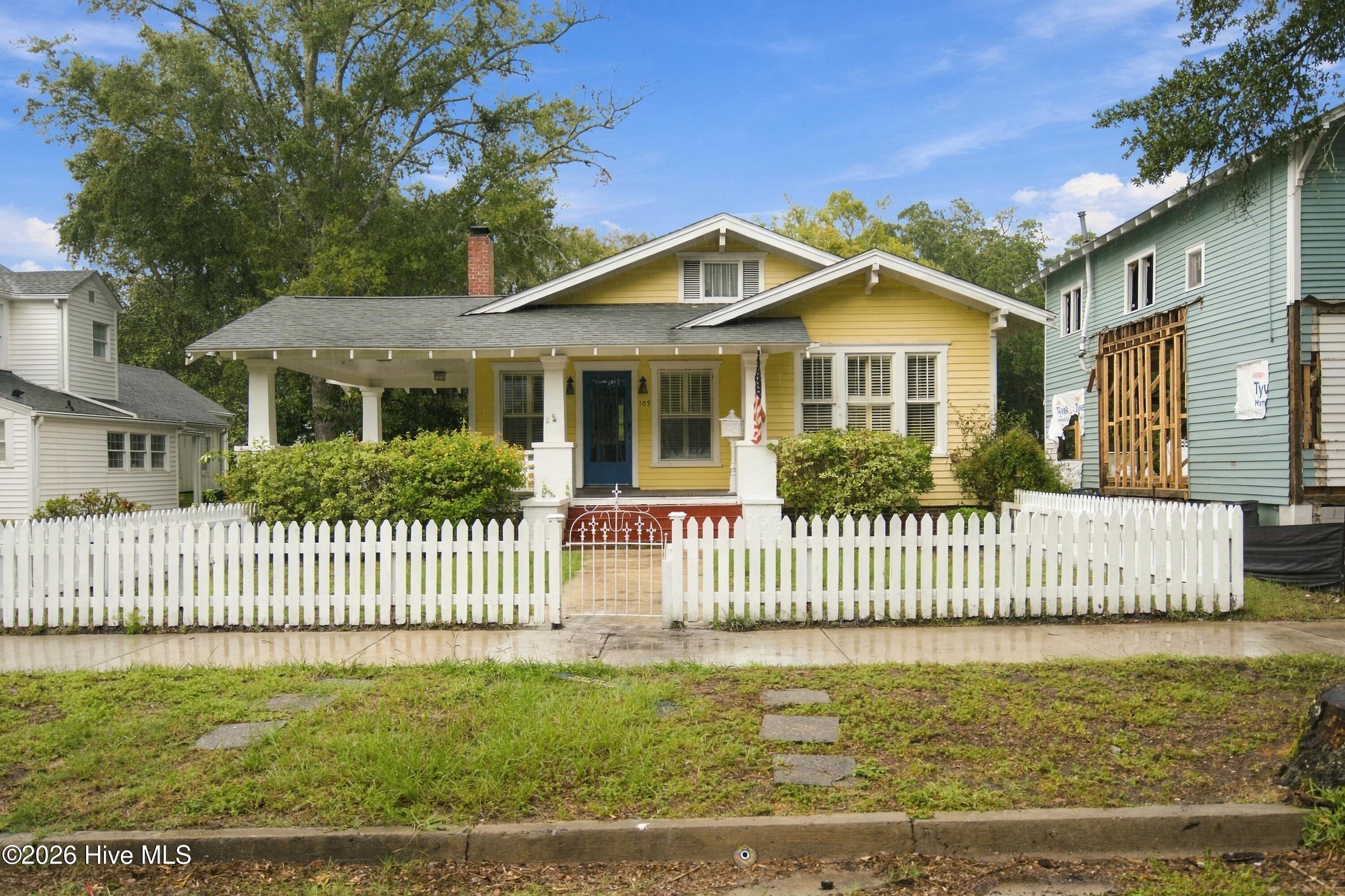 105 S Atlantic Avenue Property Photo 1