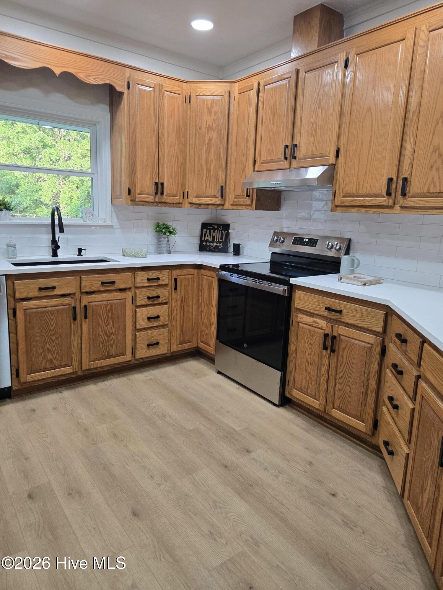 1300 Goldman Johnson Road Property Photo 10
