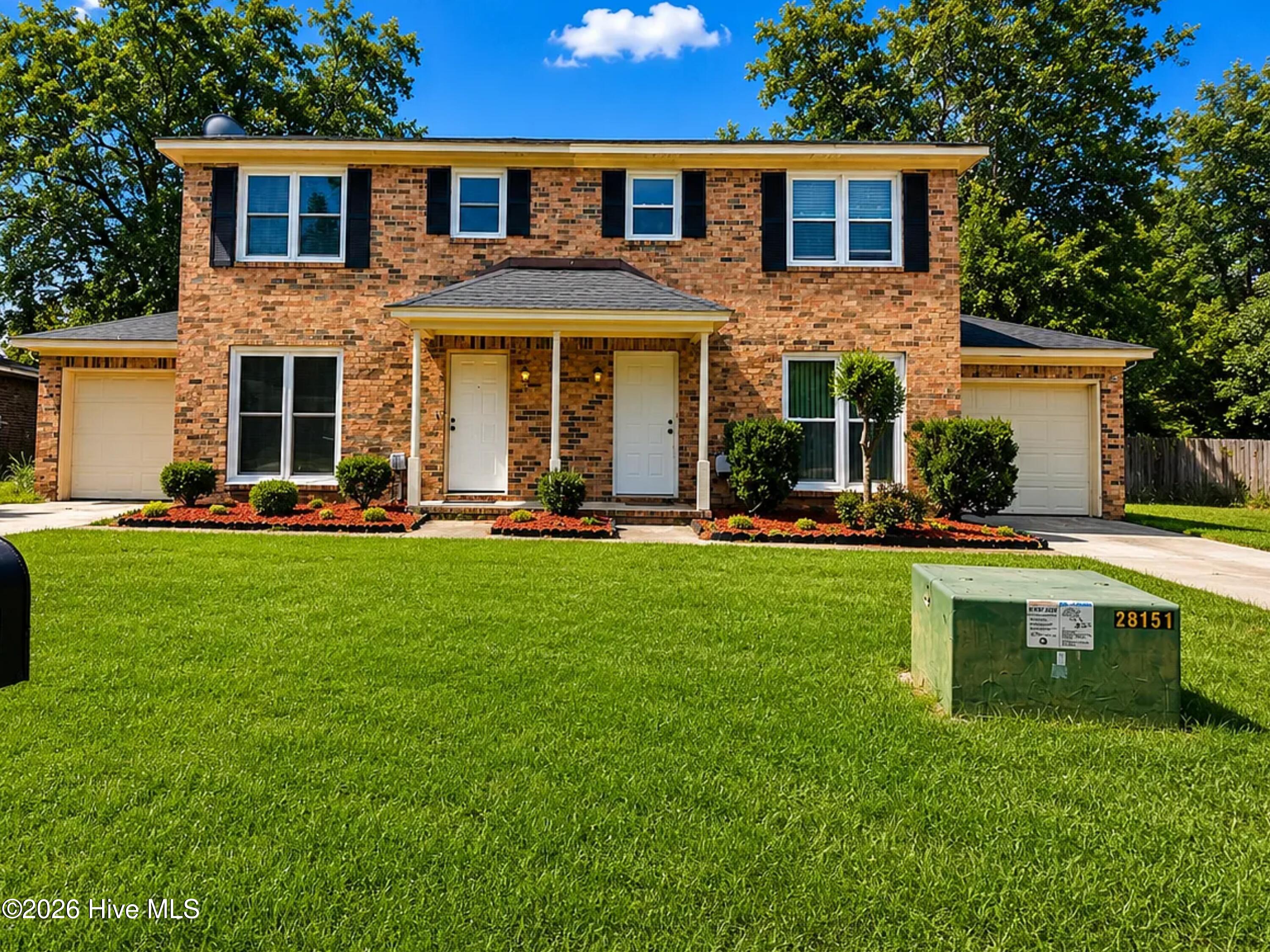 2323 Greengate Drive Property Photo 2
