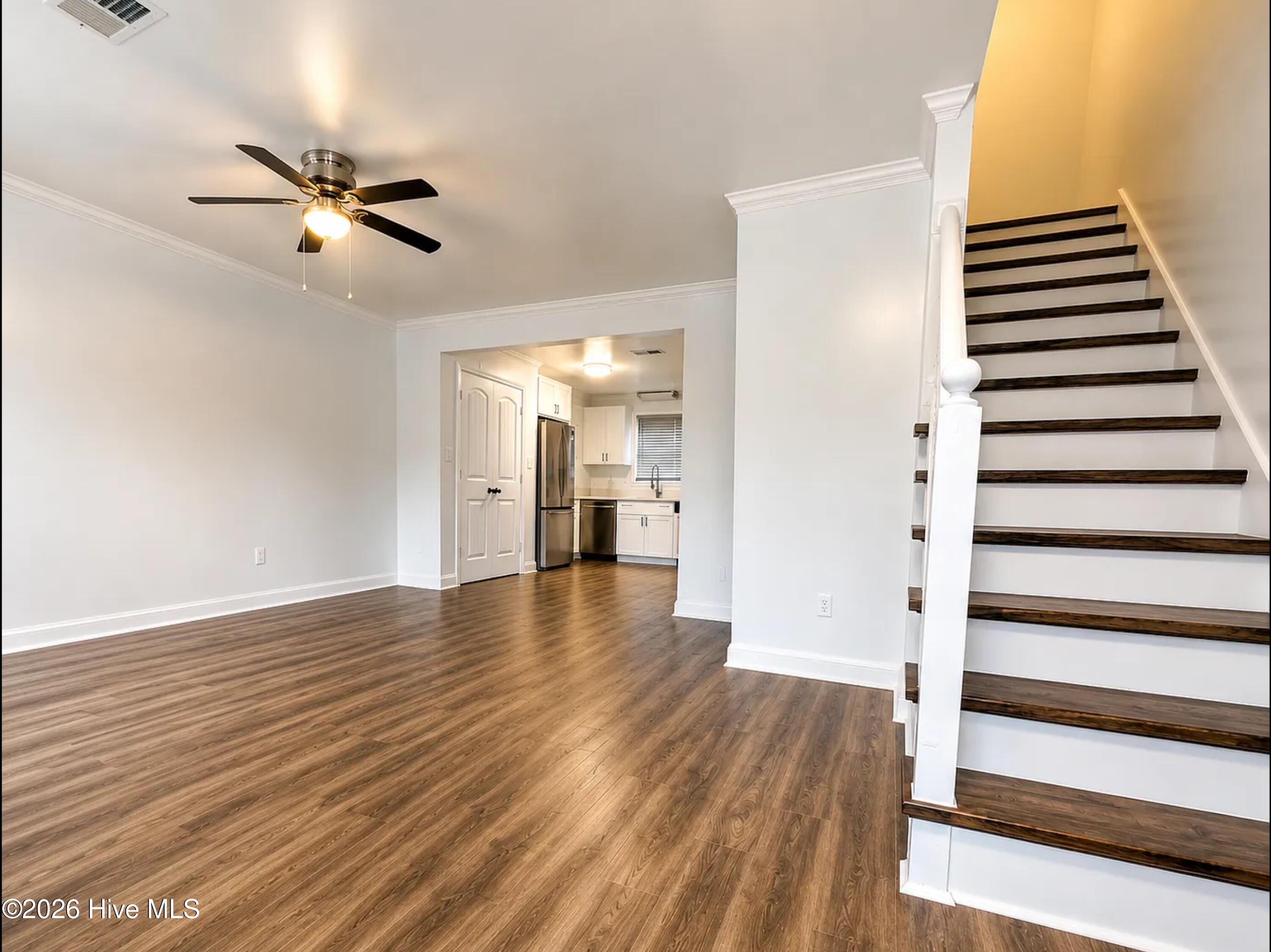 2323 Greengate Drive Property Photo 8