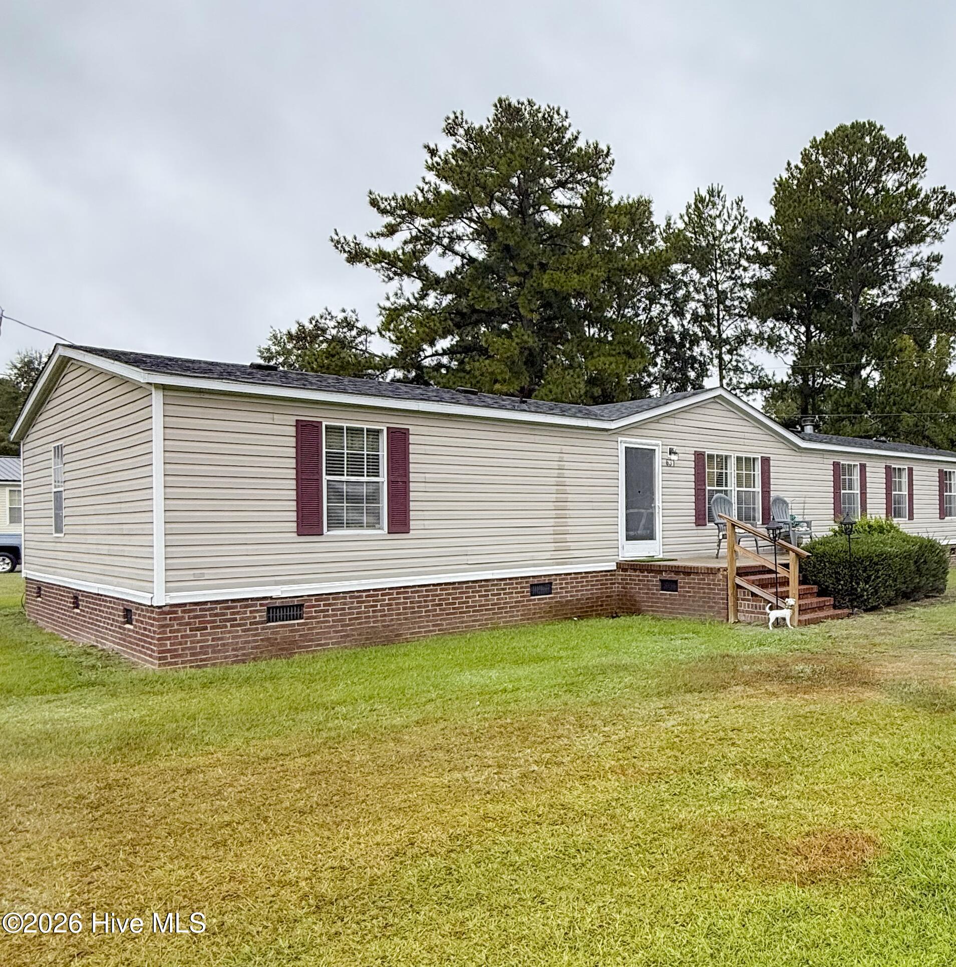 631 King Avenue Property Photo 1
