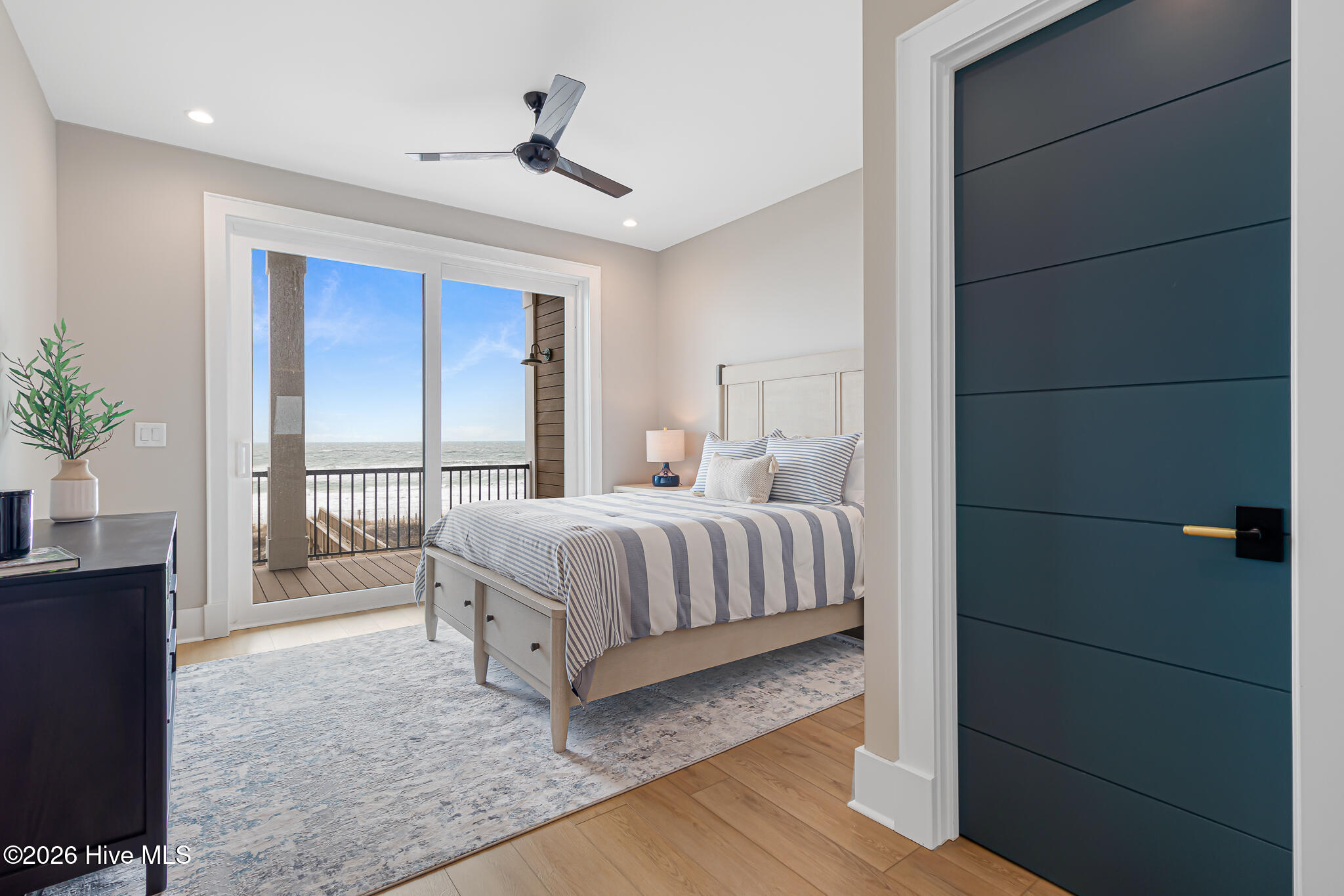 3503 Ocean Drive E & W Property Photo 17