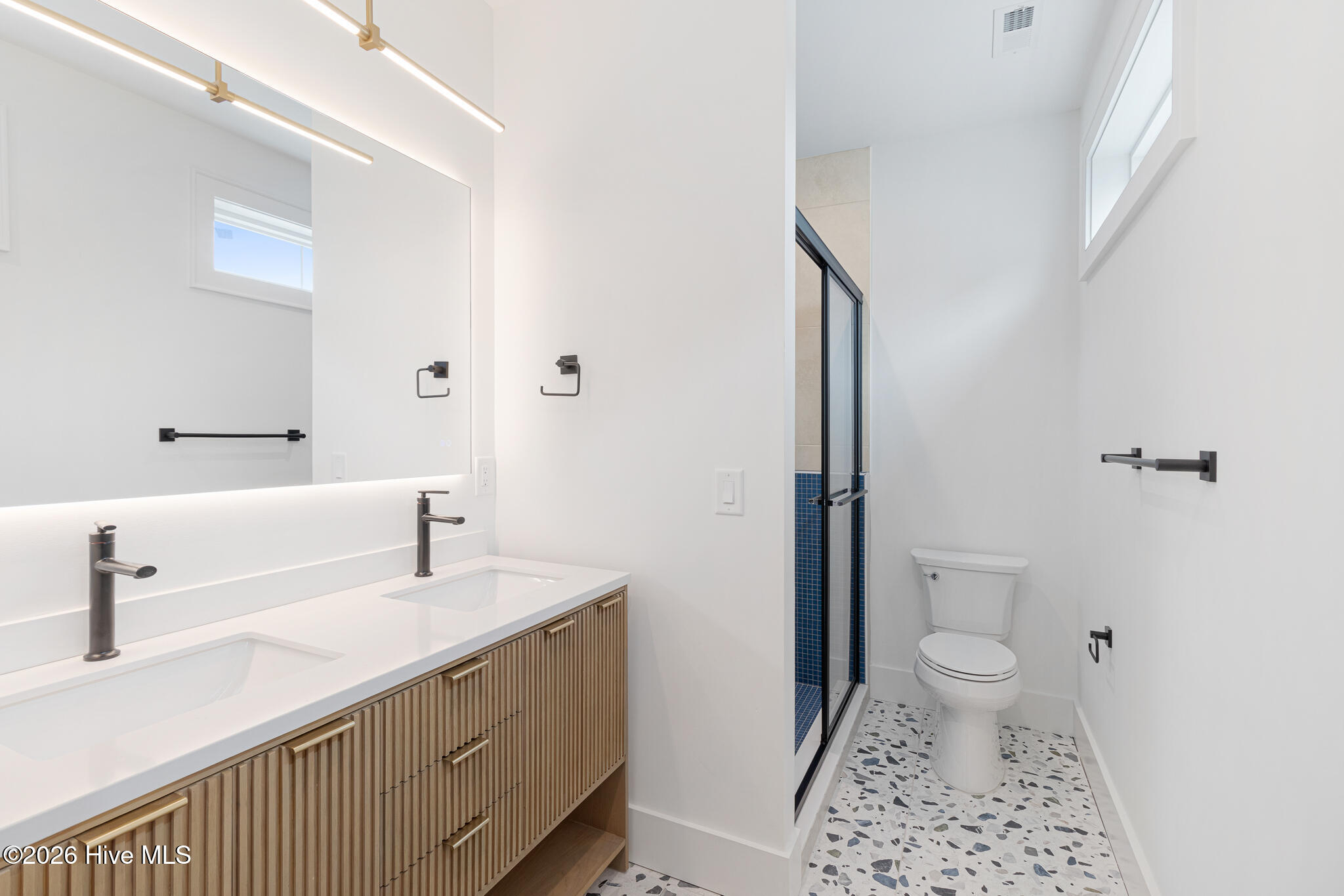 3503 Ocean Drive E & W Property Photo 25