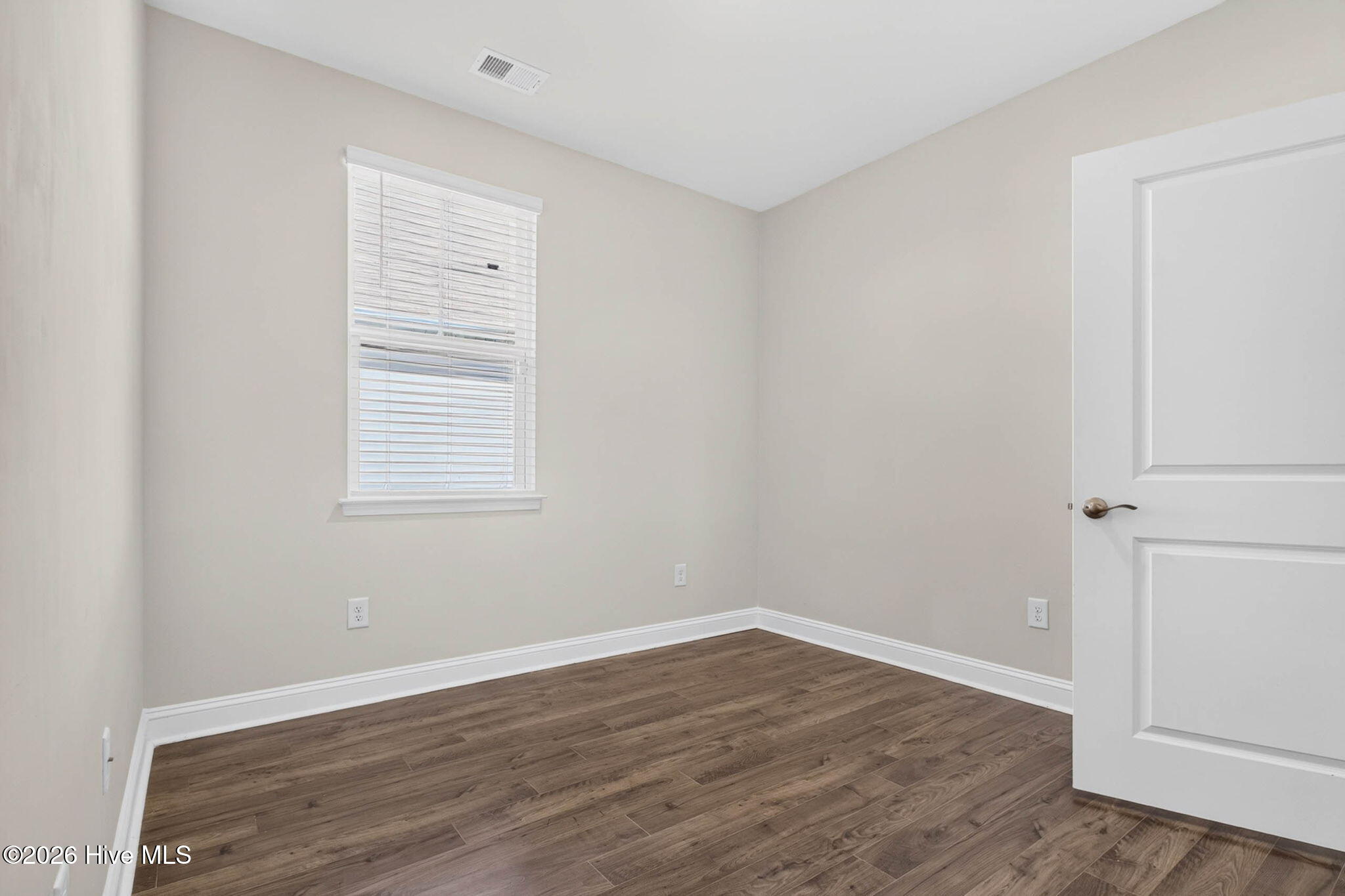 504 Slippery Rock Way Property Photo 8