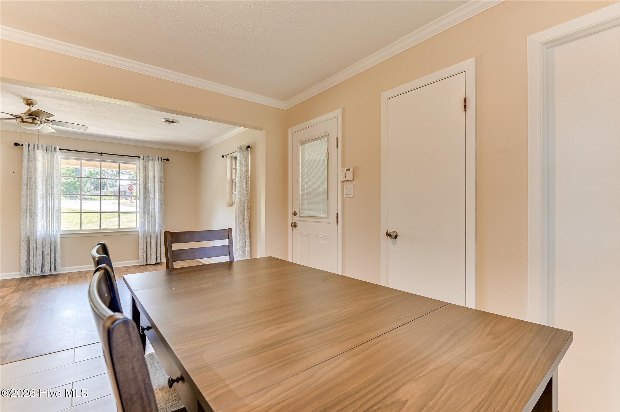 301 Edgewood Drive Property Photo 10