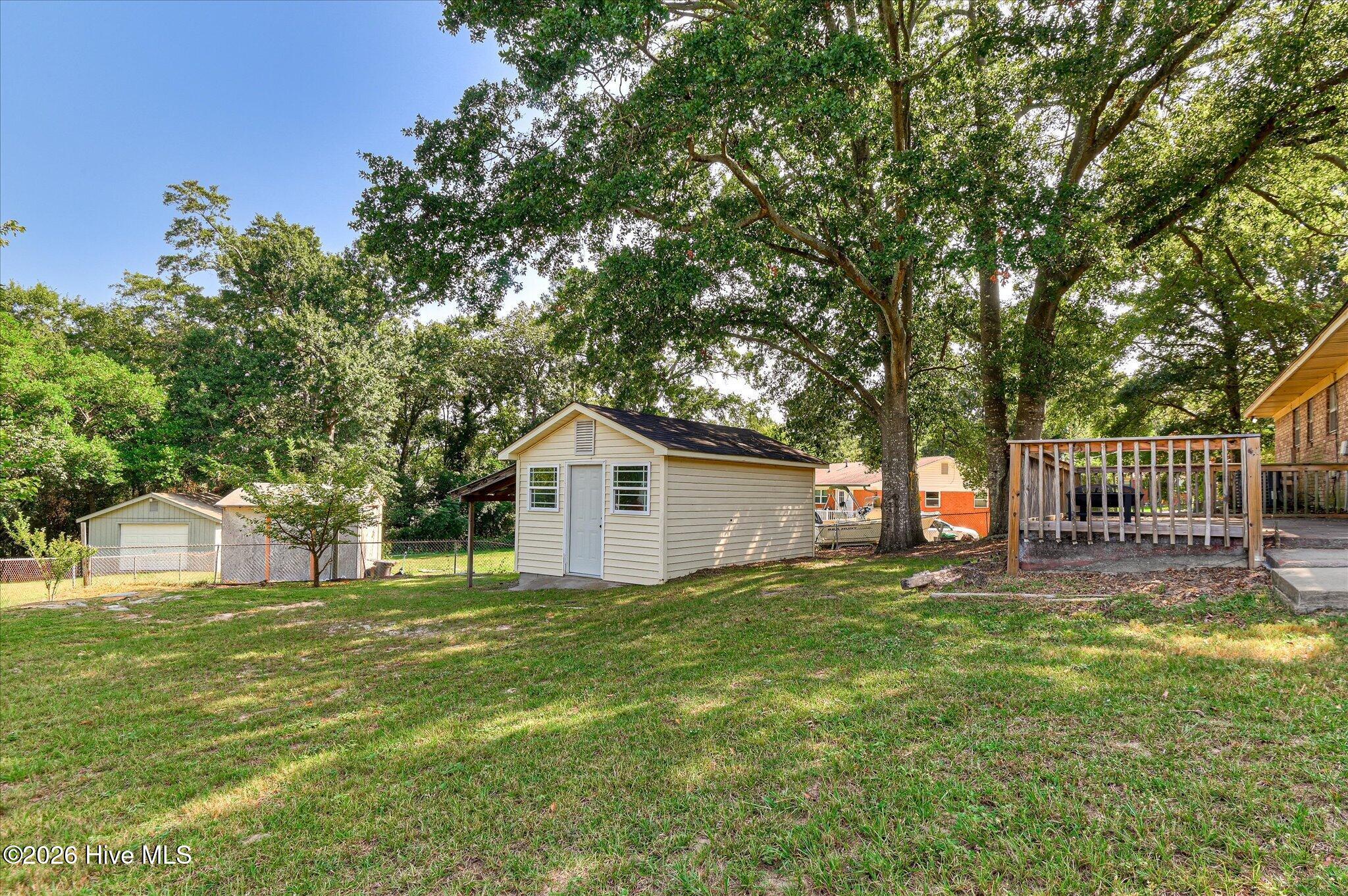 301 Edgewood Drive Property Photo 33