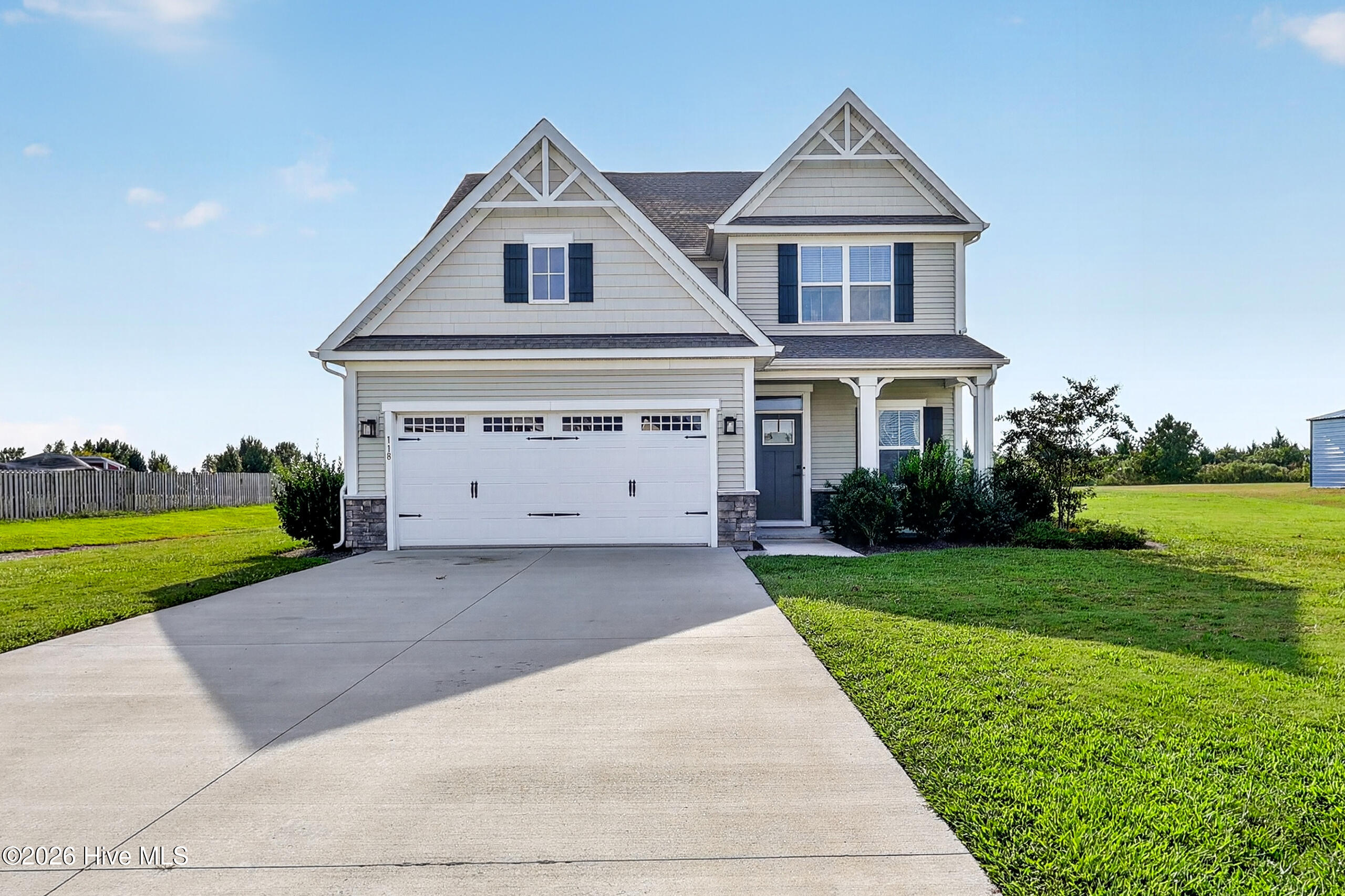 118 Hannah Drive Property Photo 1