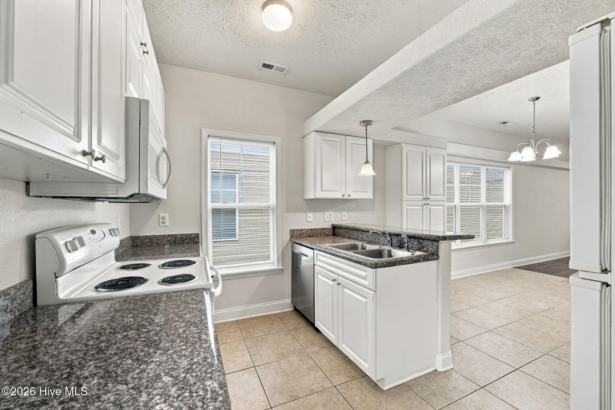 102 Sea Knight Lane Property Photo 16