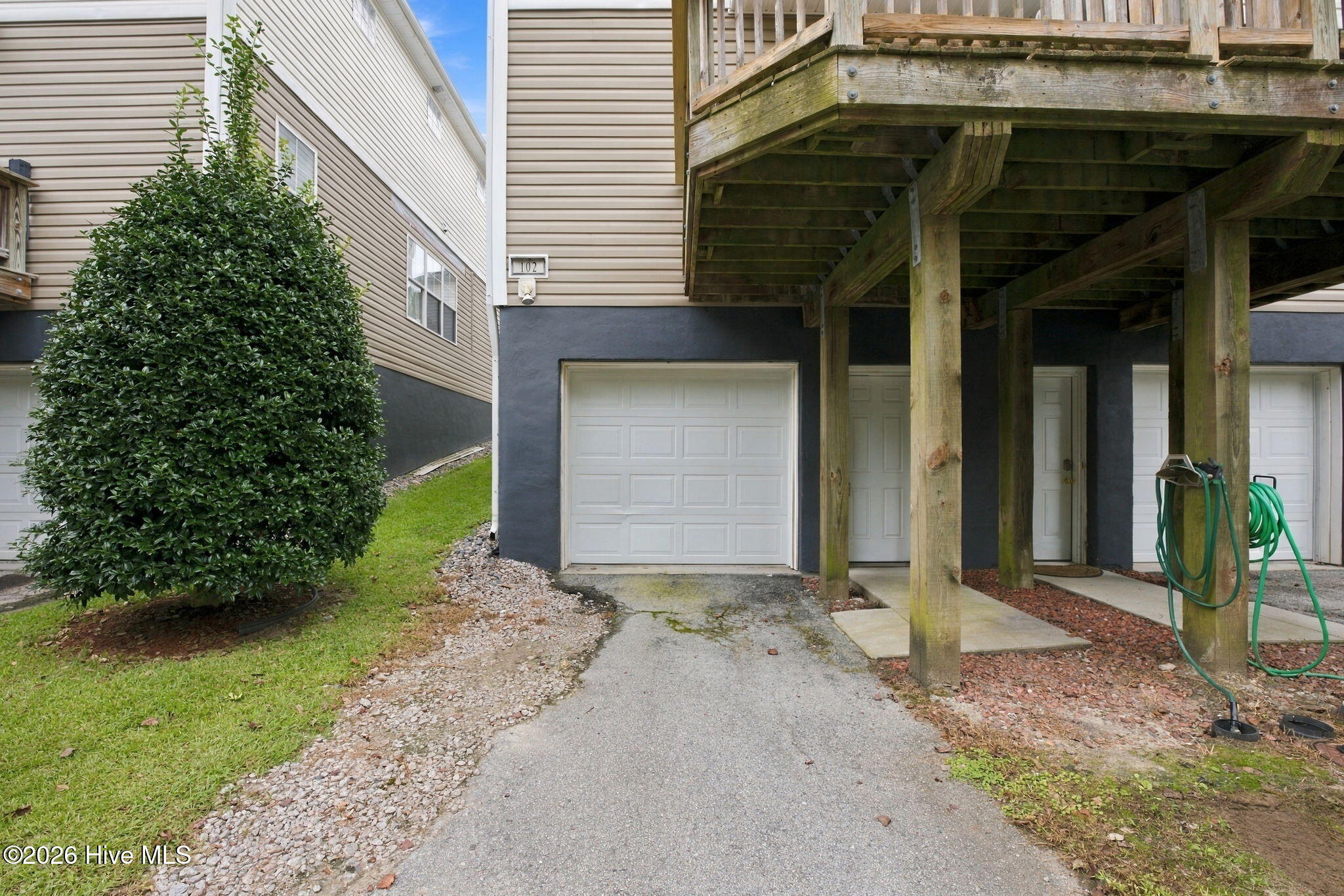 102 Sea Knight Lane Property Photo 37