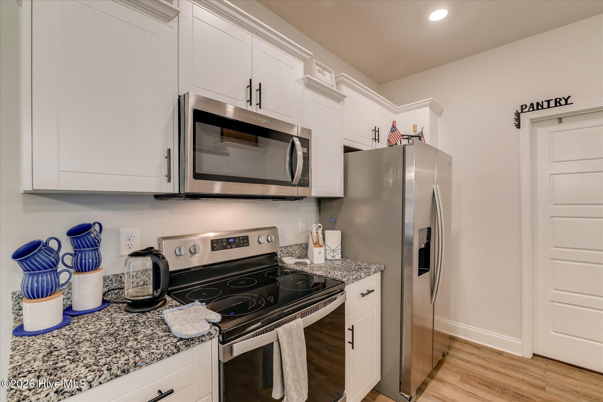 345 Brass Court Property Photo 14
