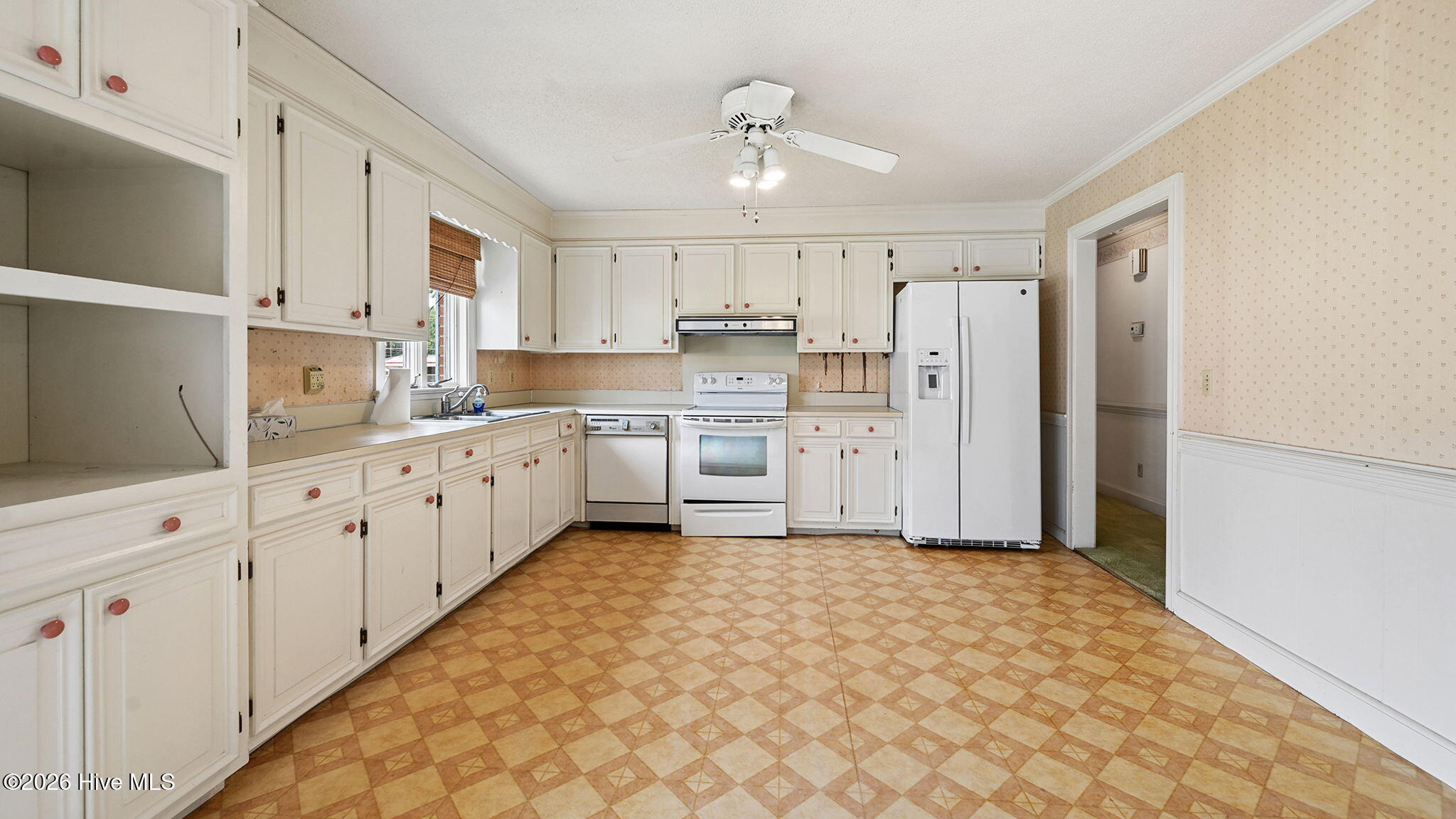 4163 Edgewood Drive Property Photo 13