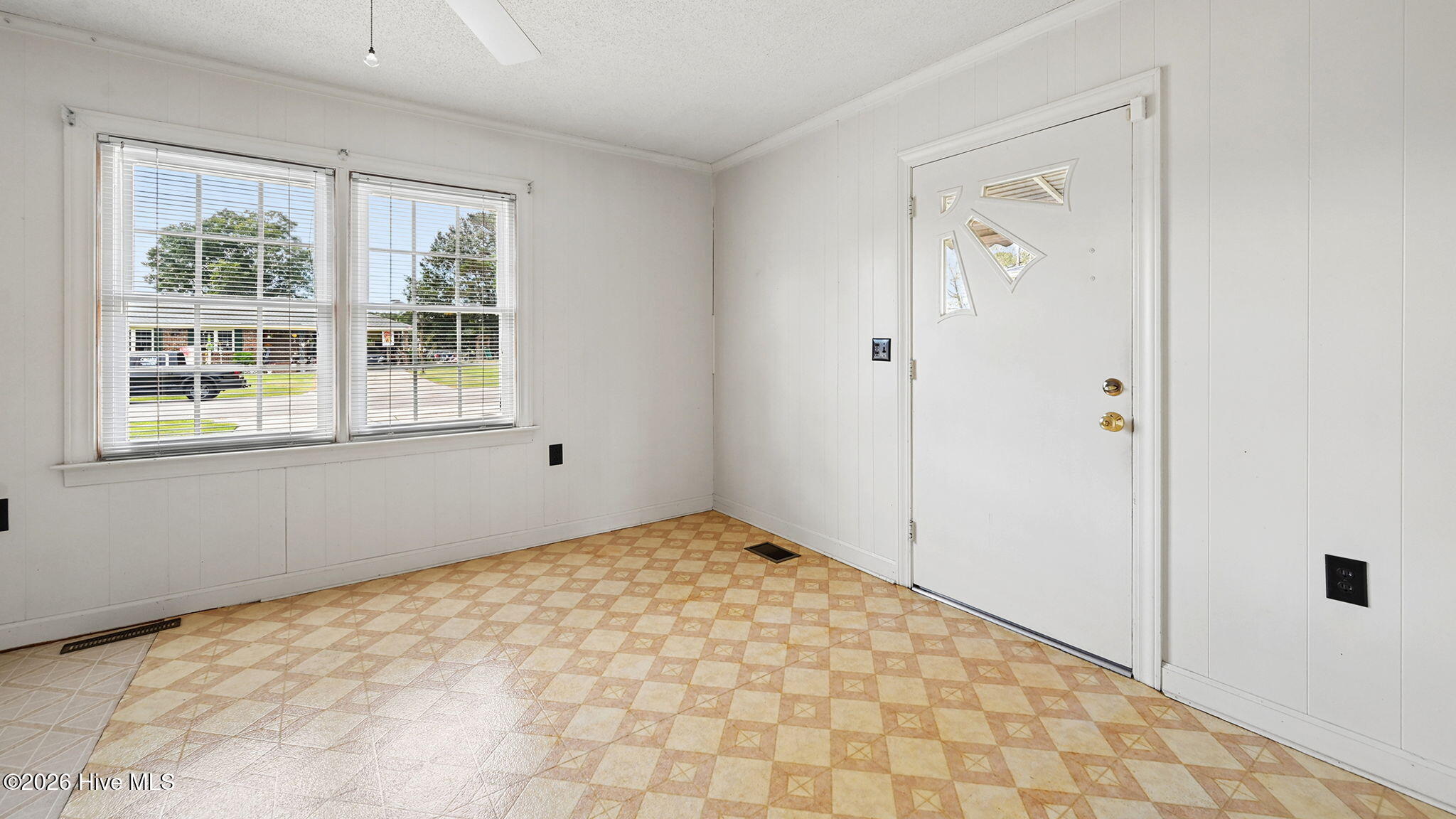 4163 Edgewood Drive Property Photo 38