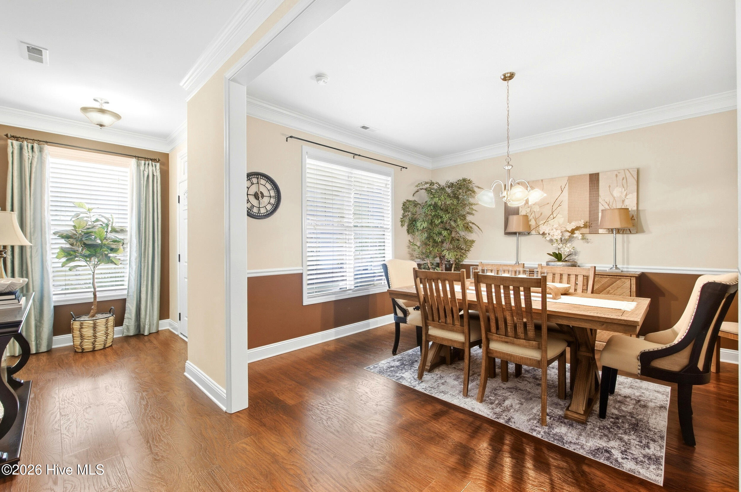 422 Chablis Way Property Photo 4