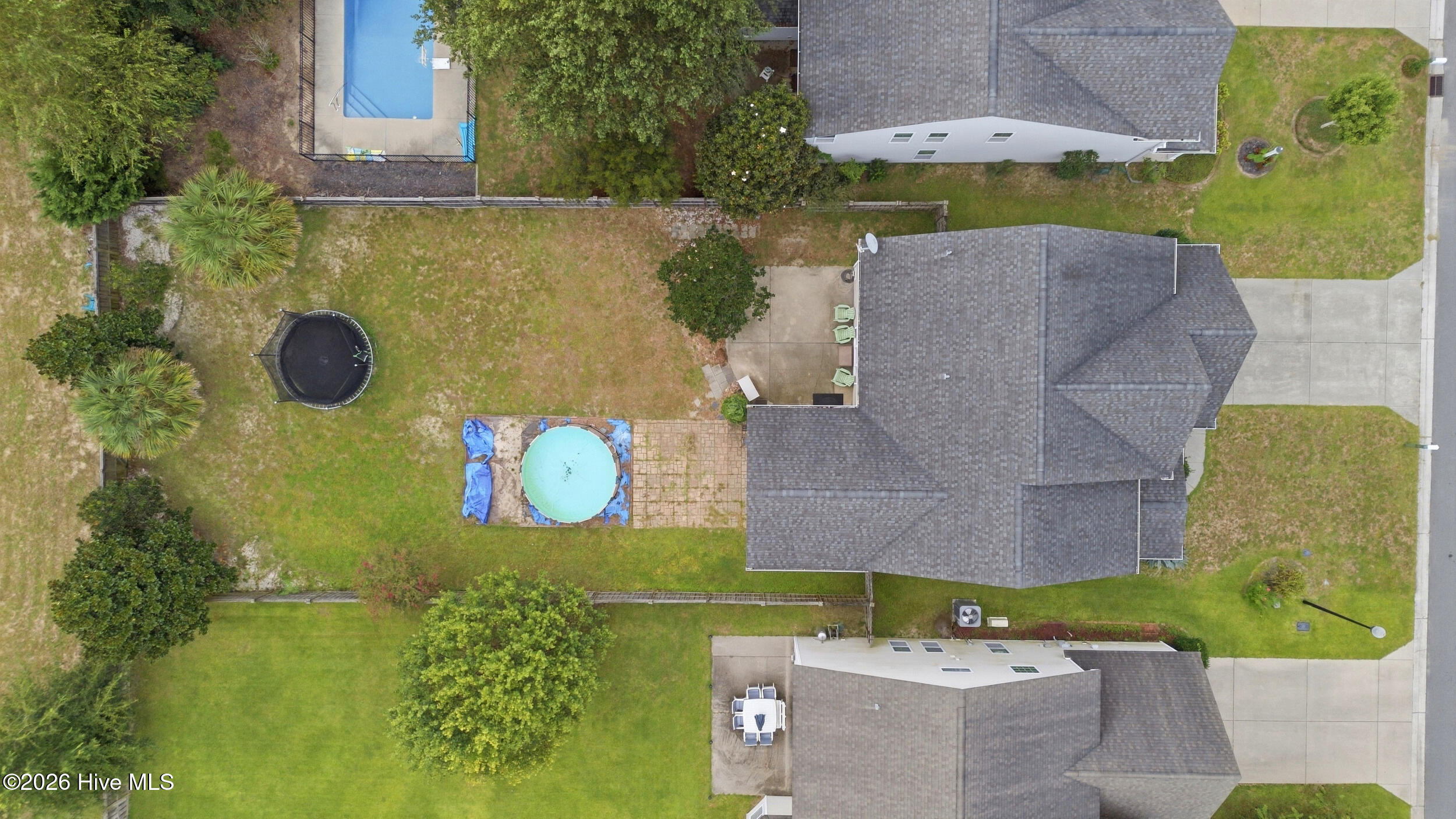 422 Chablis Way Property Photo 34