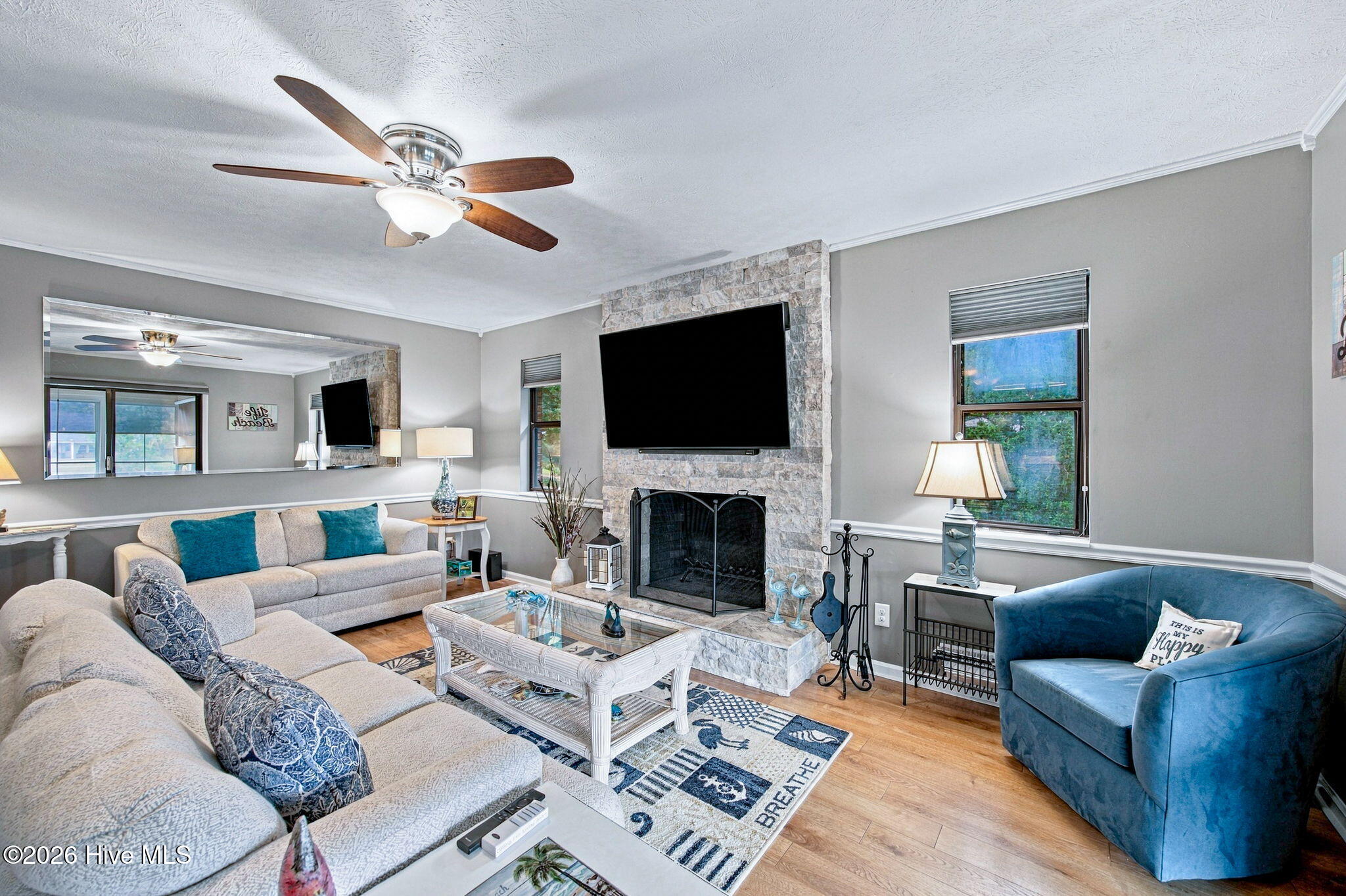 1140 Charlotte Avenue Property Photo 4