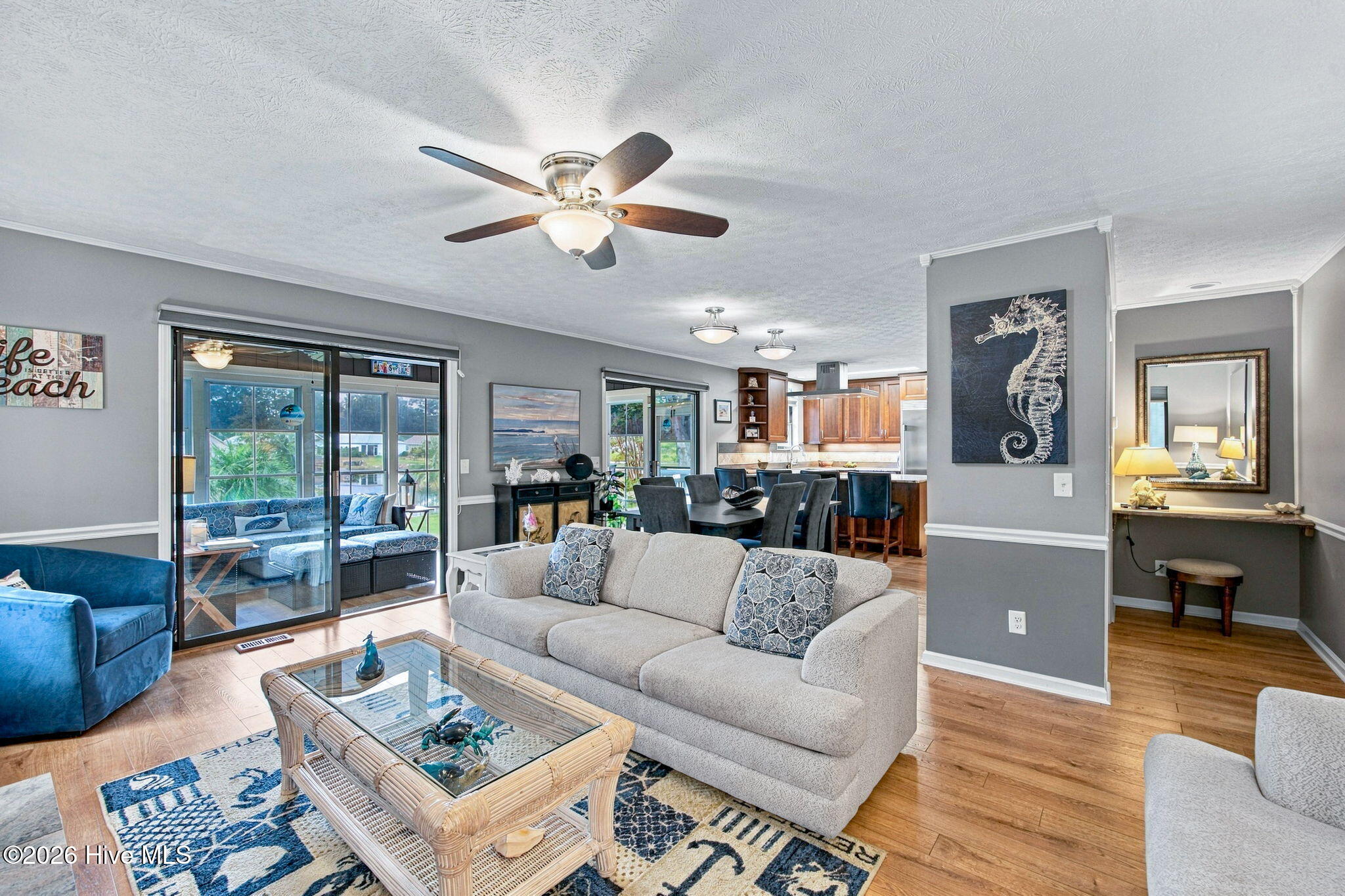 1140 Charlotte Avenue Property Photo 7