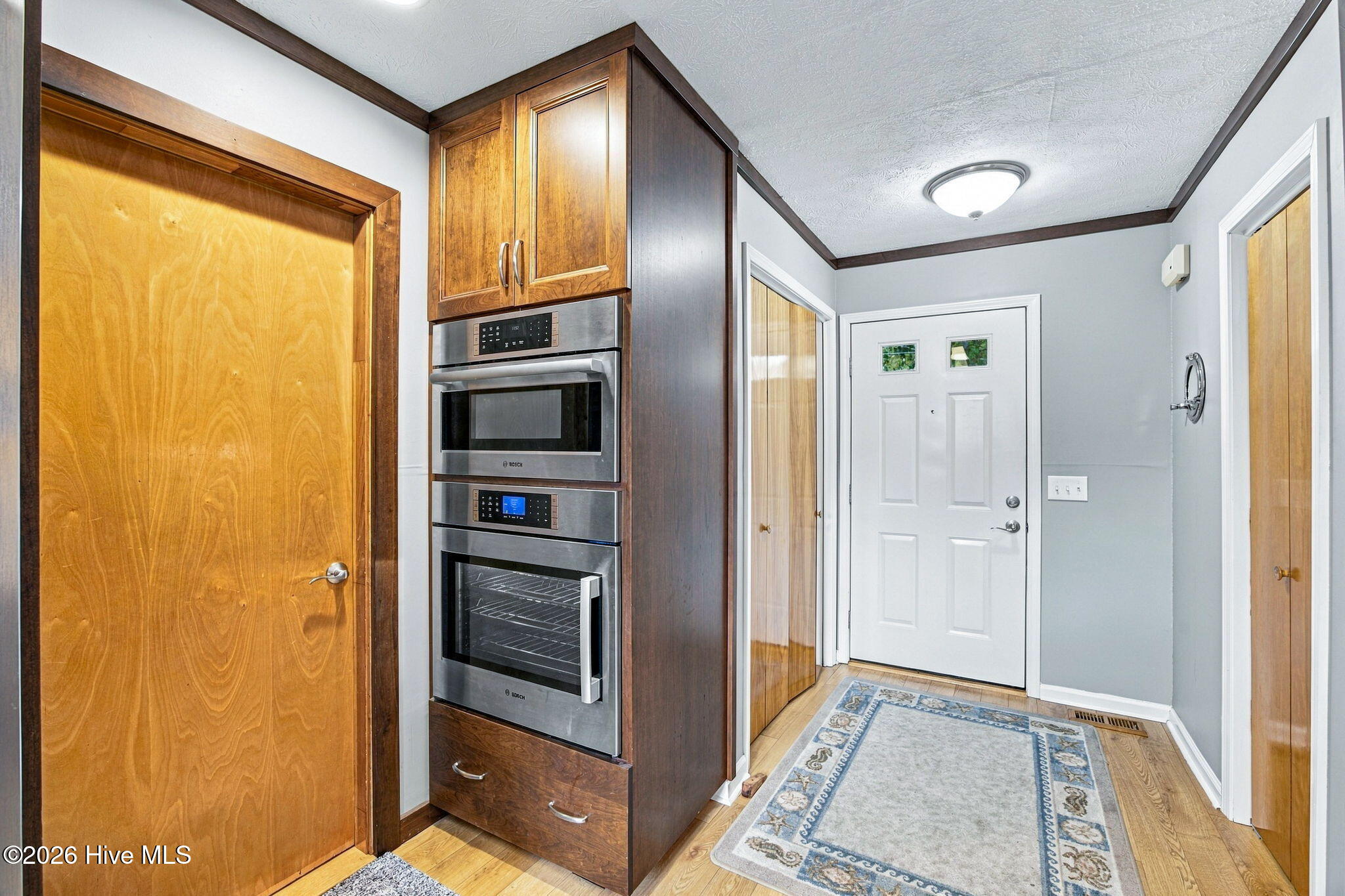 1140 Charlotte Avenue Property Photo 14