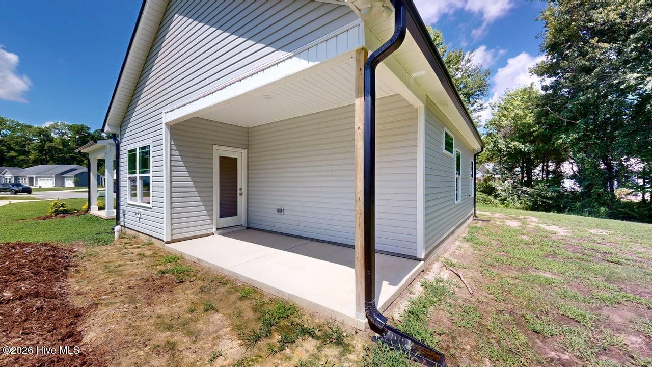 114 Windemere Lane Property Photo 27