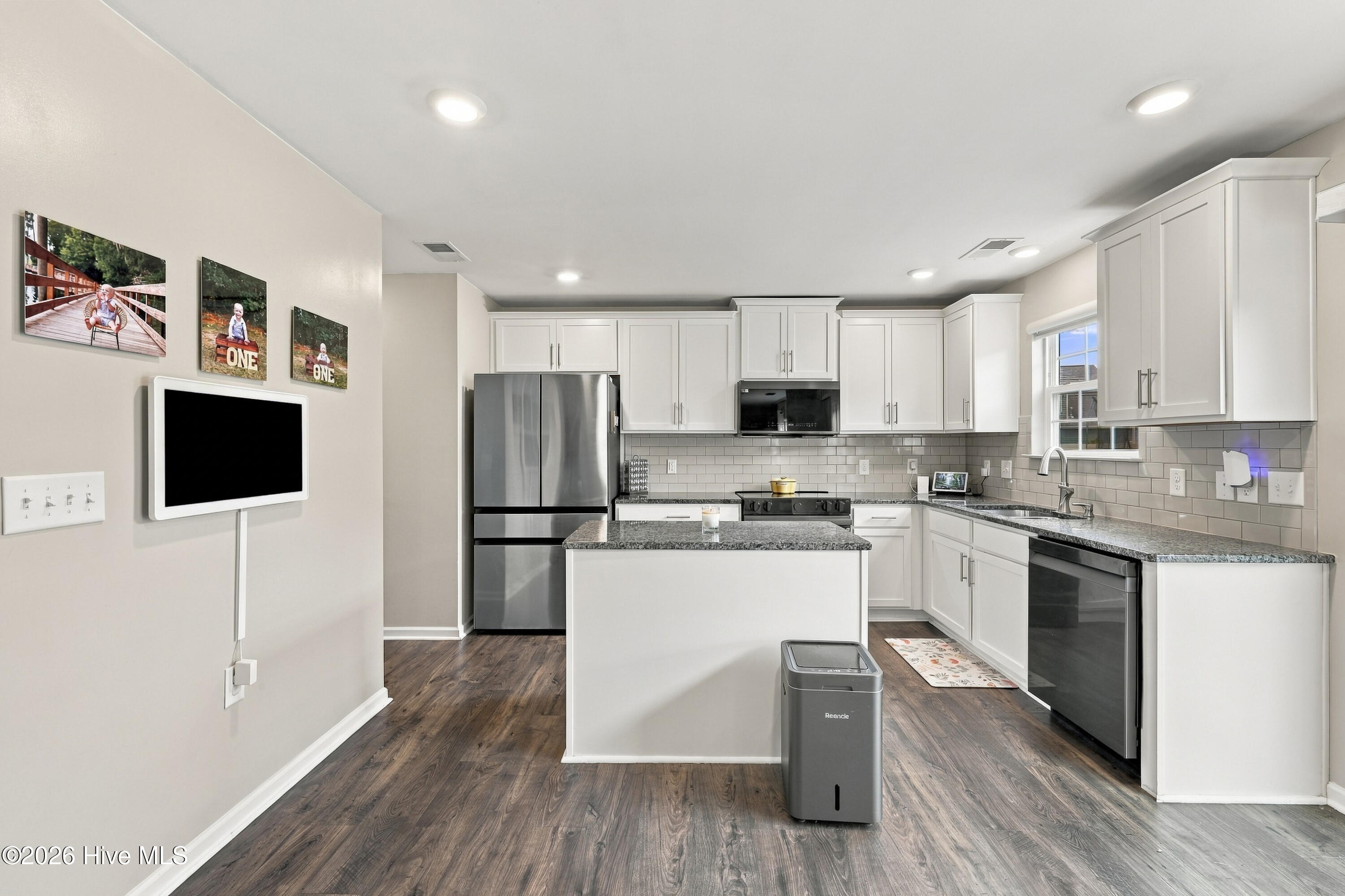 414 Frida Road Property Photo 11