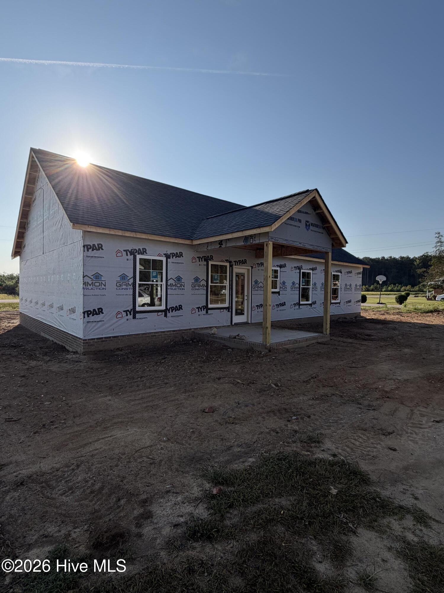 237 Baker Street Property Photo 2