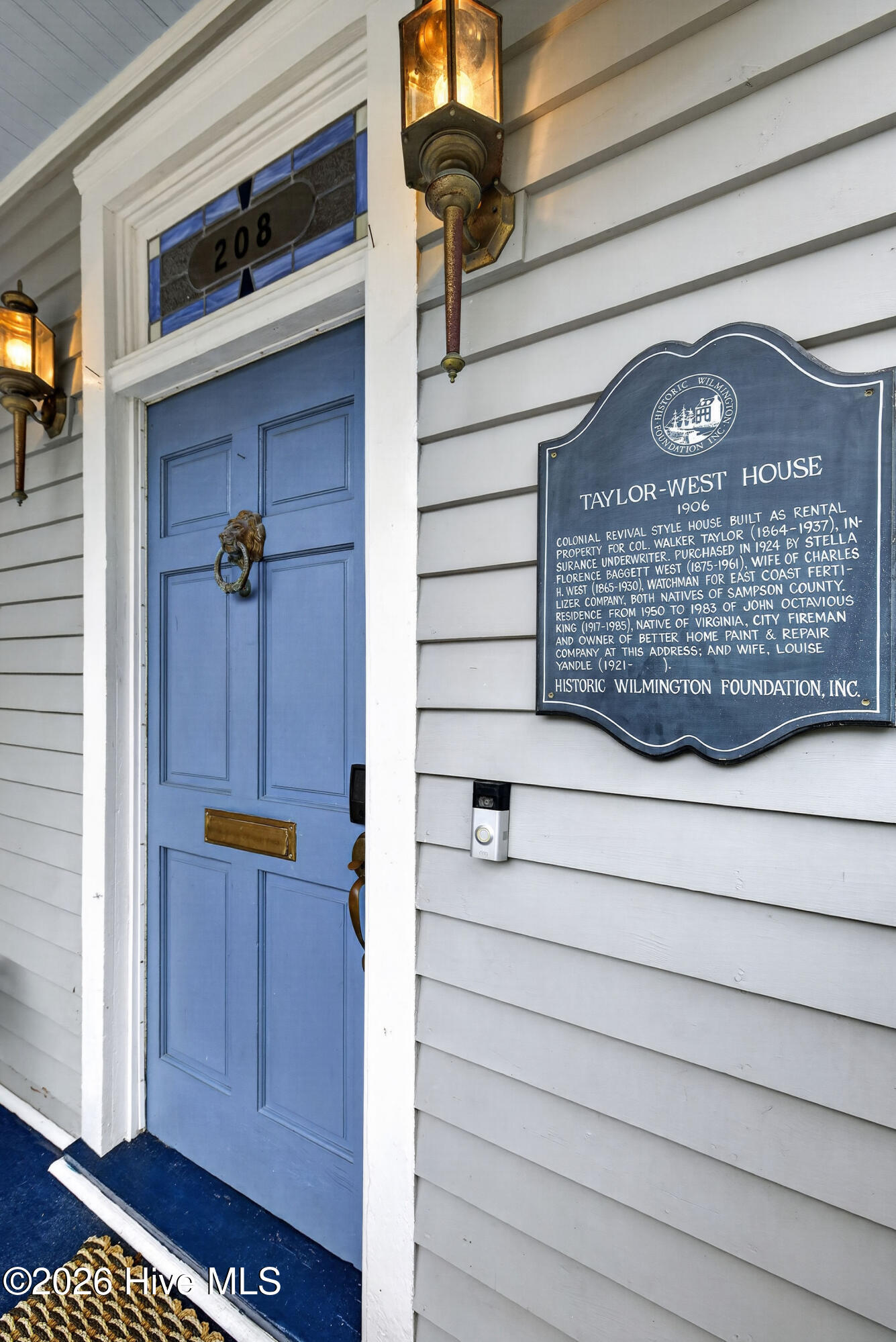 208 Church Street Property Photo 2