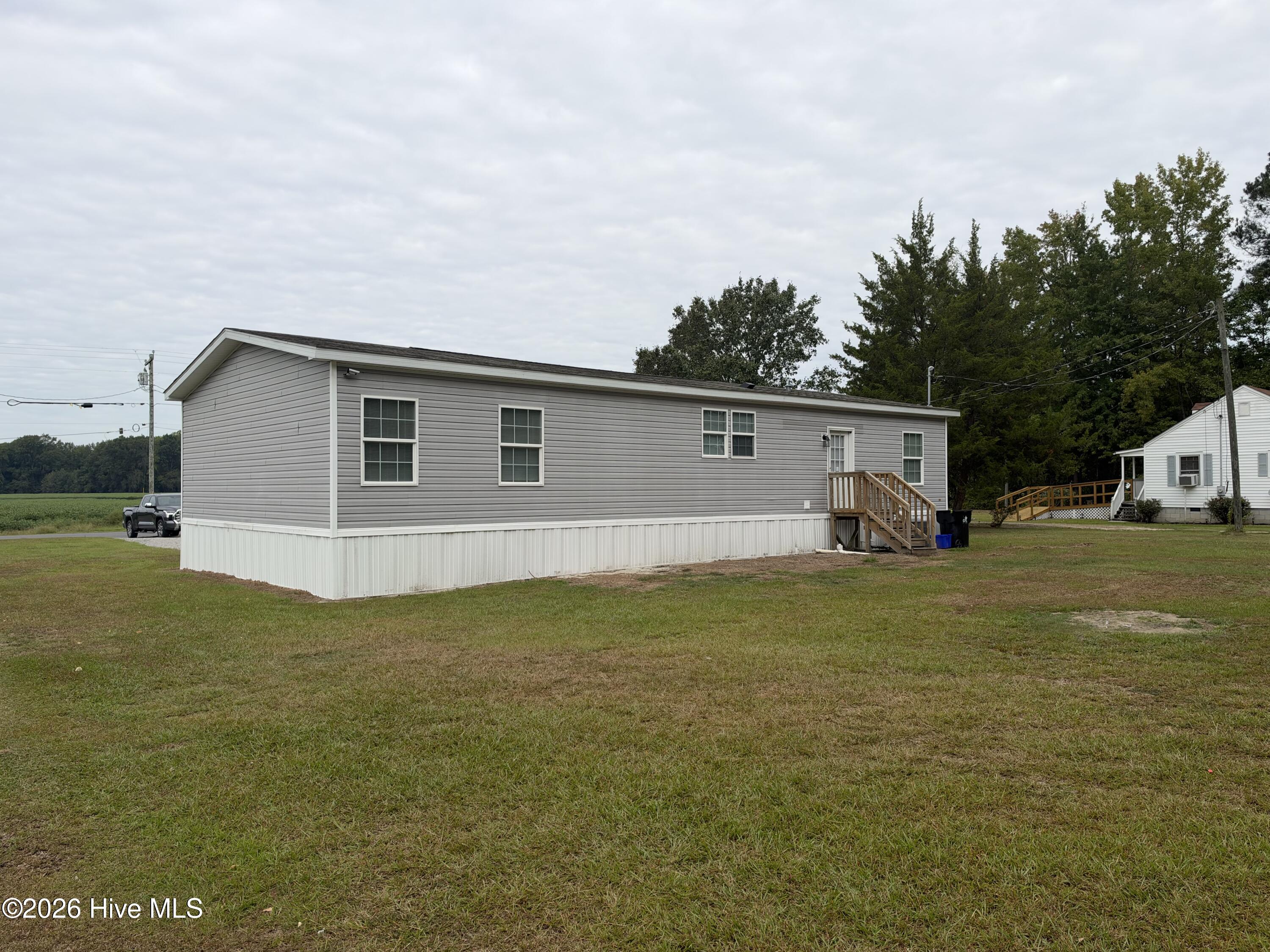 3189 Roy Beach Road Property Photo 6